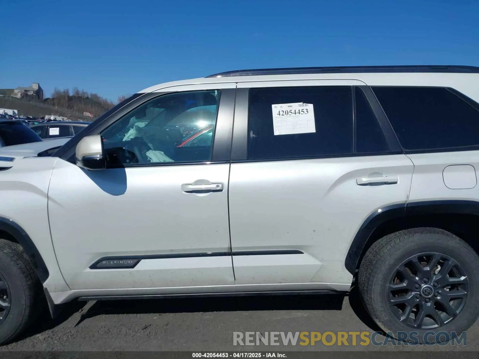 14 Photograph of a damaged car 7SVAAABA5RX044146 TOYOTA SEQUOIA 2024