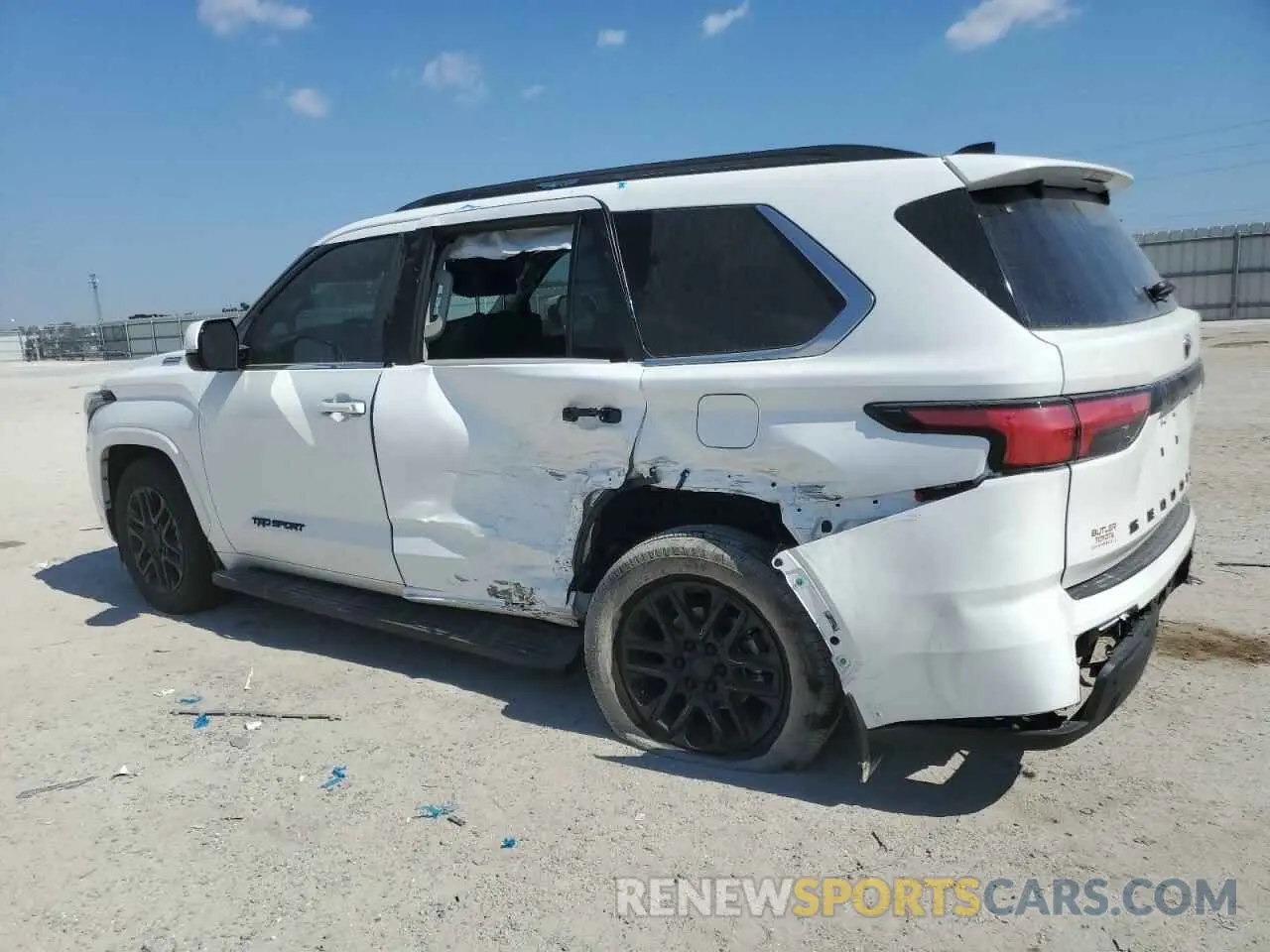 2 Photograph of a damaged car 7SVAAABA6RX034127 TOYOTA SEQUOIA 2024