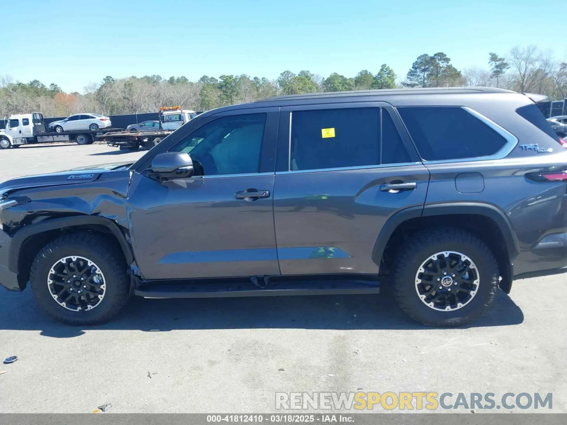 14 Photograph of a damaged car 7SVAAABA8RX047798 TOYOTA SEQUOIA 2024