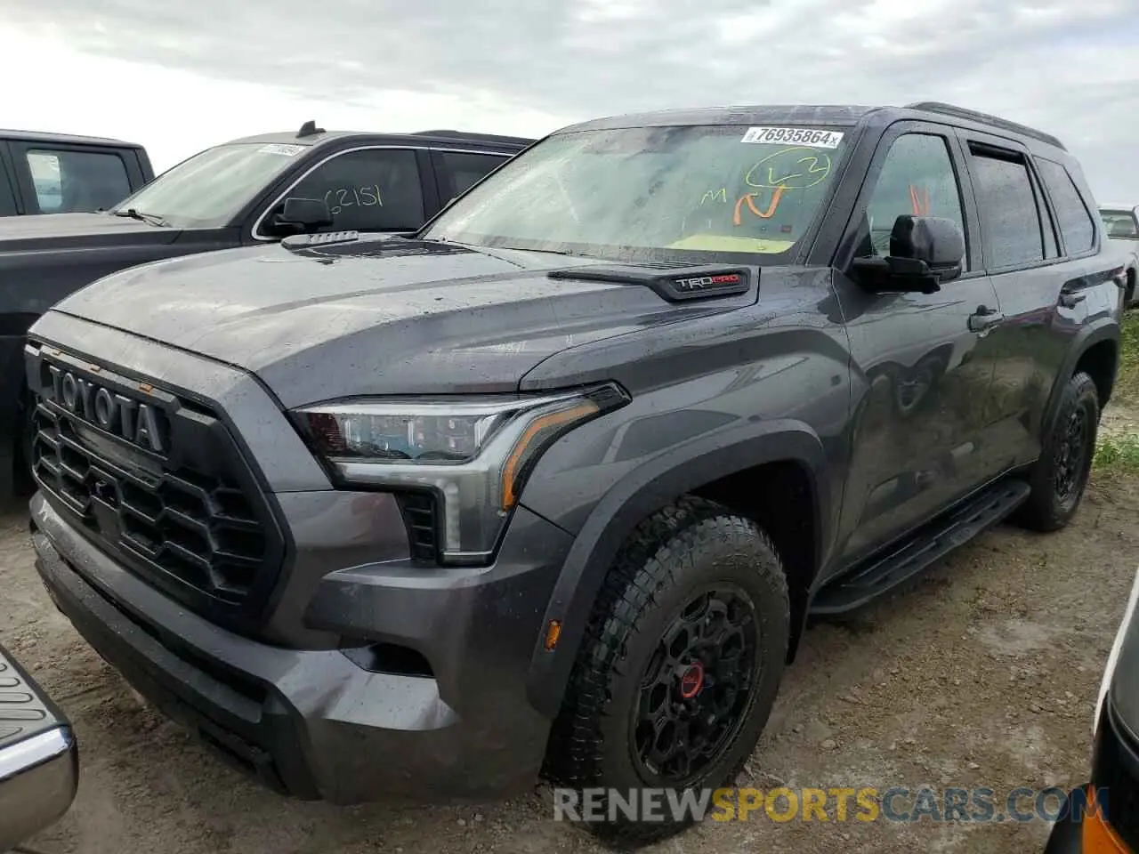 1 Photograph of a damaged car 7SVAAABAXRX037287 TOYOTA SEQUOIA 2024