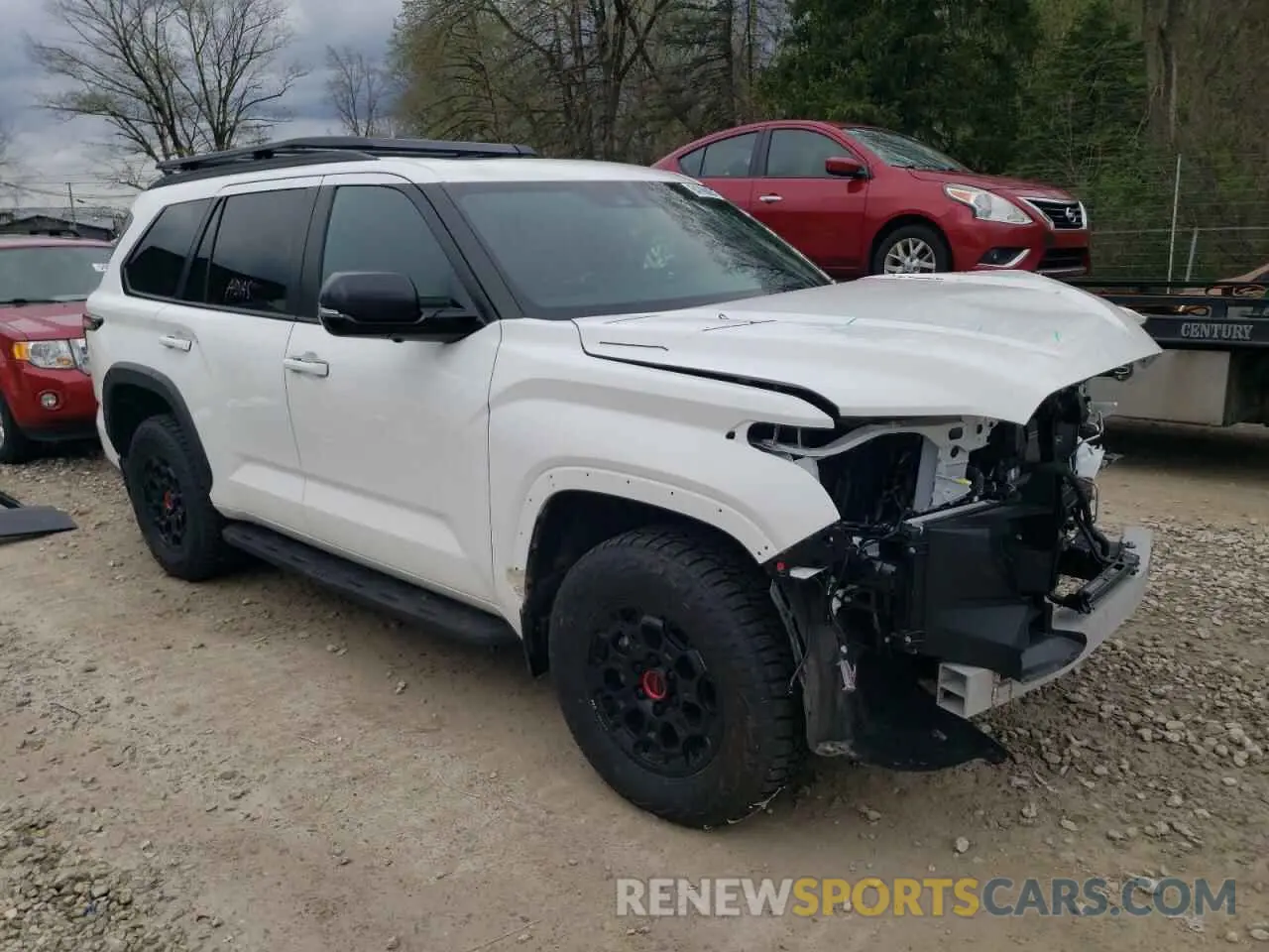 4 Photograph of a damaged car 7SVAAABAXRX040030 TOYOTA SEQUOIA 2024