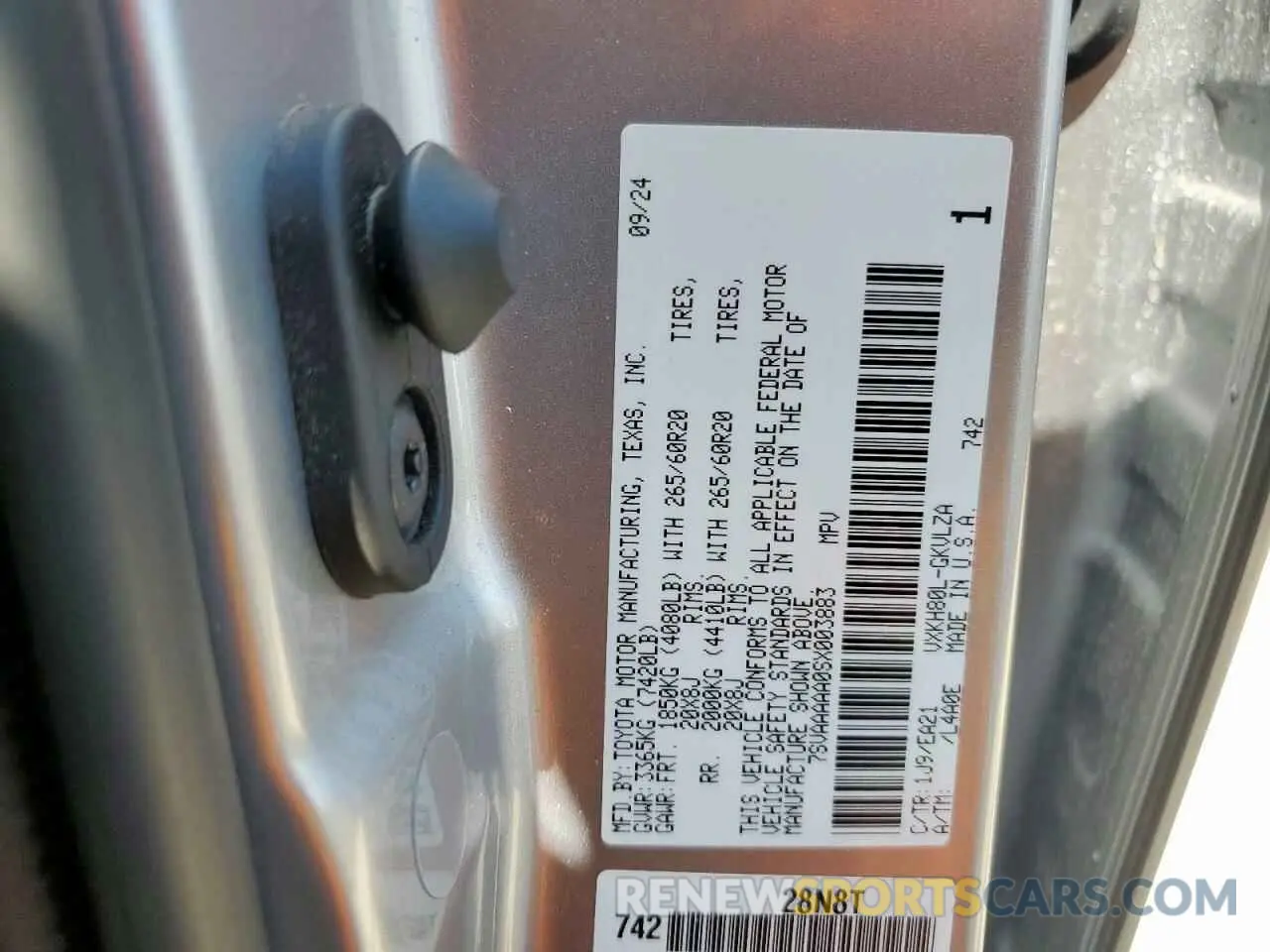 13 Photograph of a damaged car 7SVAAAAA0SX003883 TOYOTA SEQUOIA 2025