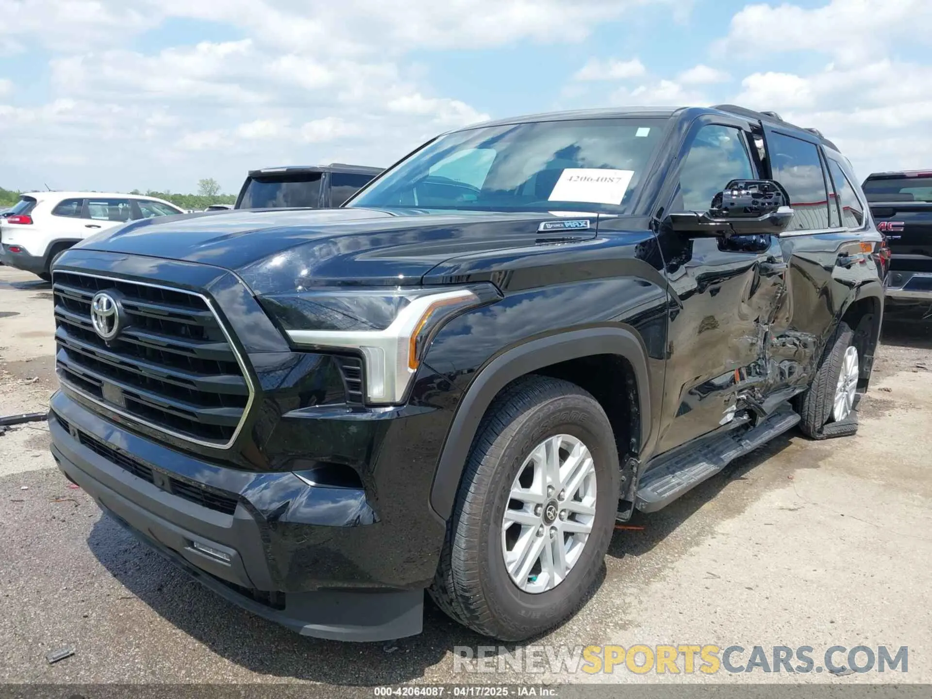 2 Photograph of a damaged car 7SVAAAAA3SX004123 TOYOTA SEQUOIA 2025