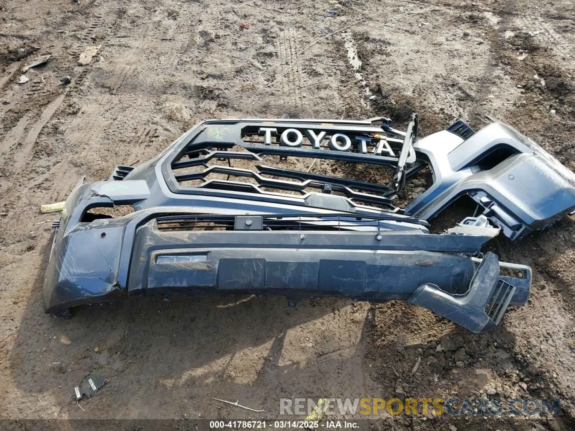 12 Photograph of a damaged car 7SVAAABA7SX048527 TOYOTA SEQUOIA 2025