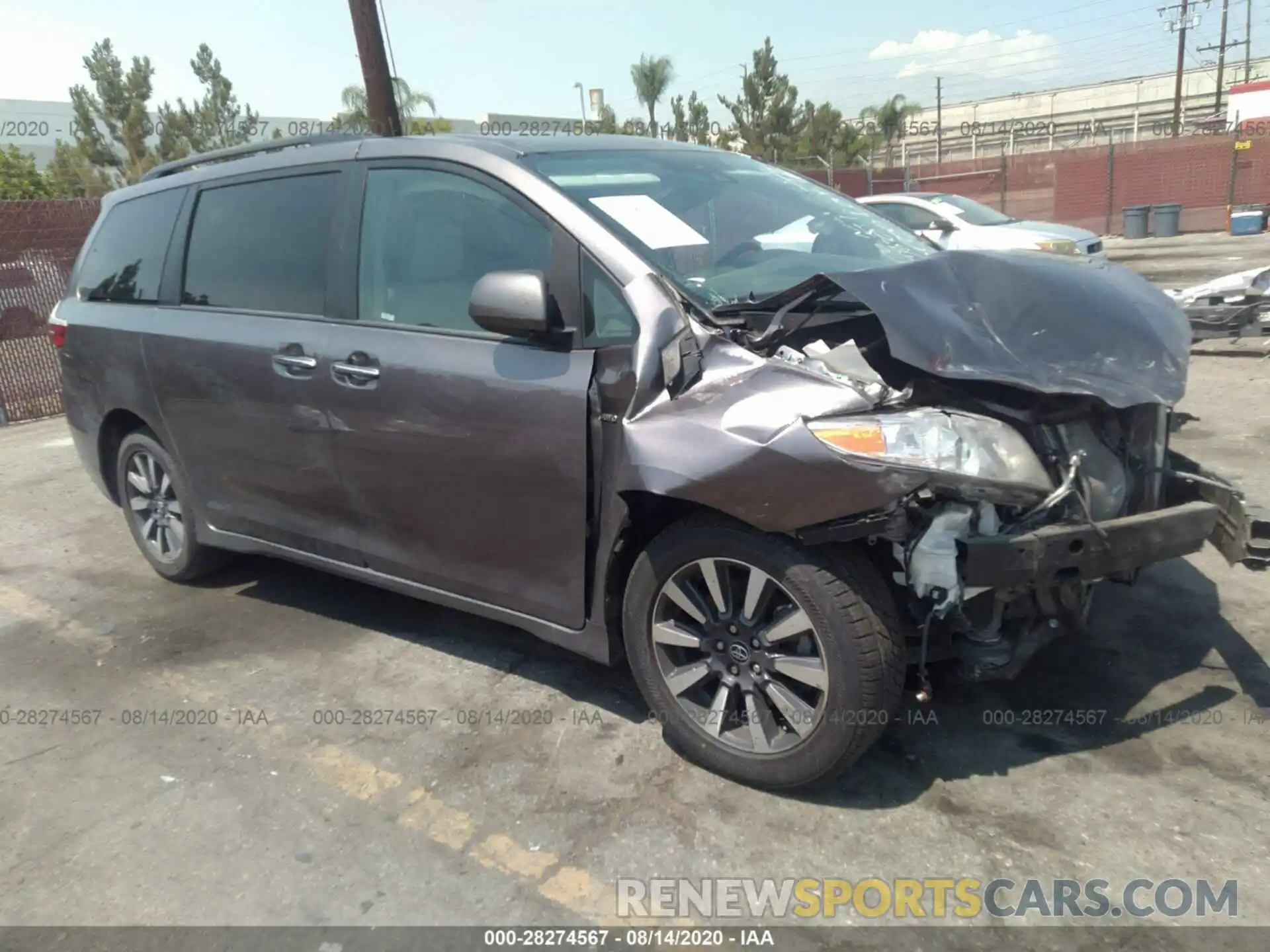 1 Photograph of a damaged car 5TDDZ3DC0KS220638 TOYOTA SIENNA 2019