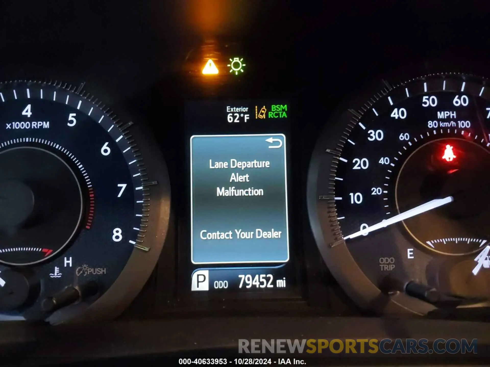16 Photograph of a damaged car 5TDDZ3DC5KS223244 TOYOTA SIENNA 2019