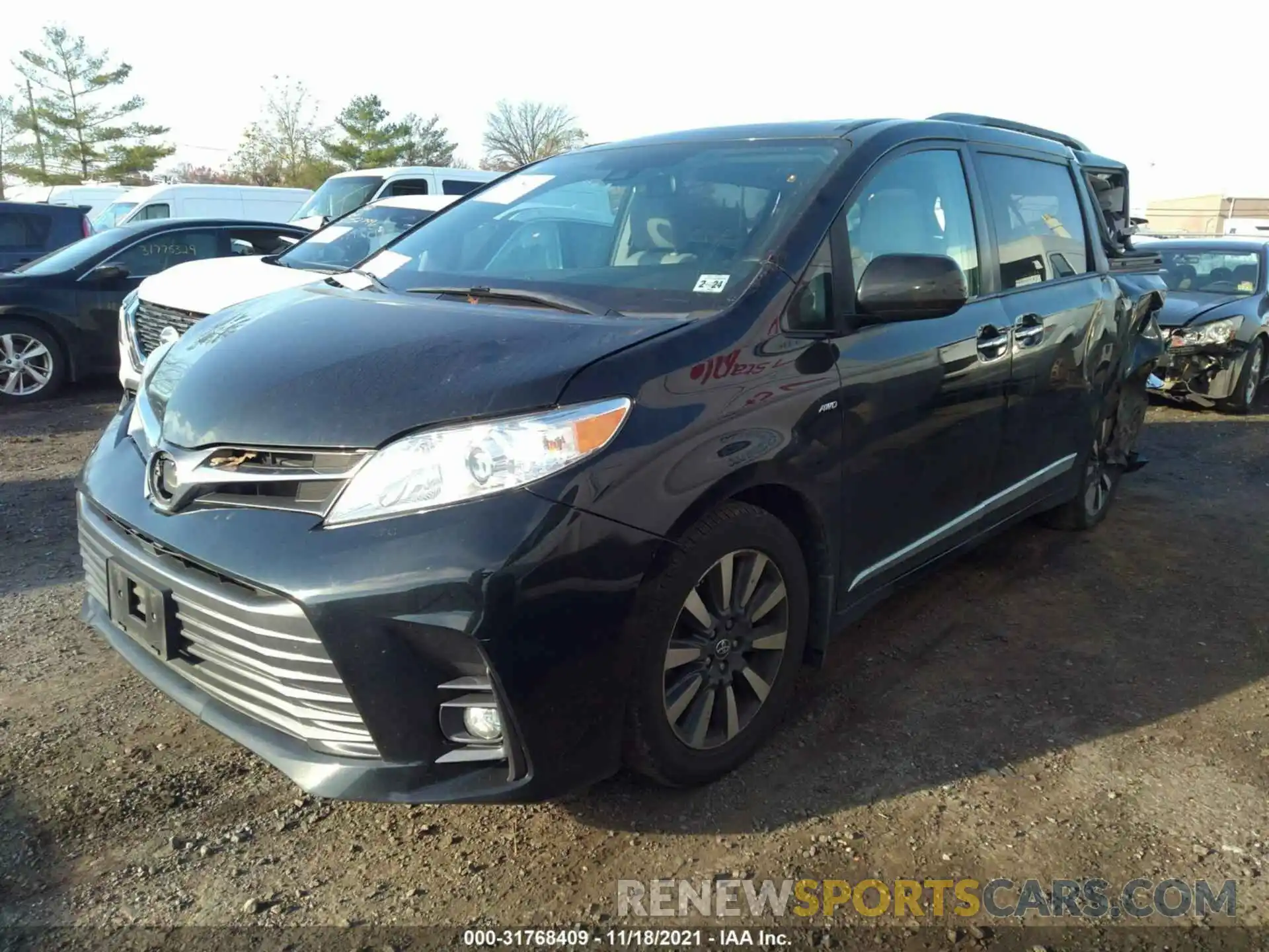 2 Photograph of a damaged car 5TDDZ3DC9KS218063 TOYOTA SIENNA 2019