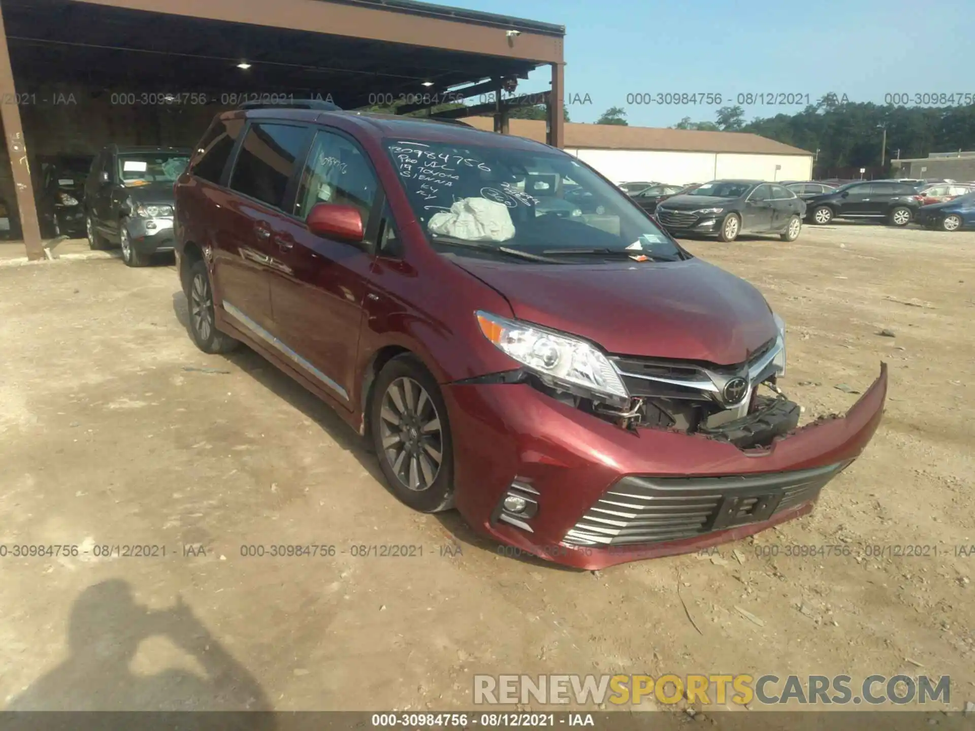 1 Photograph of a damaged car 5TDDZ3DC9KS218676 TOYOTA SIENNA 2019