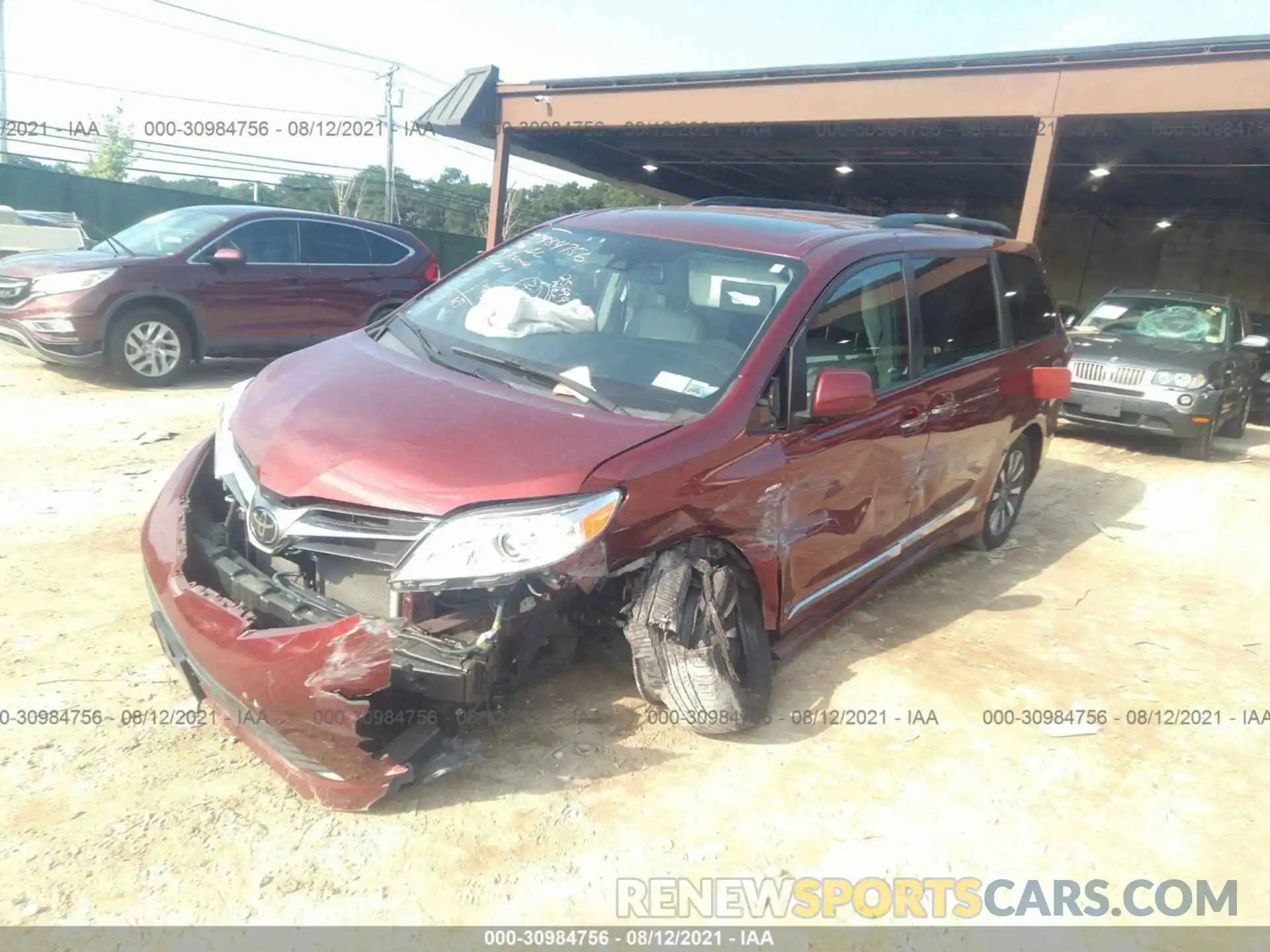 2 Photograph of a damaged car 5TDDZ3DC9KS218676 TOYOTA SIENNA 2019