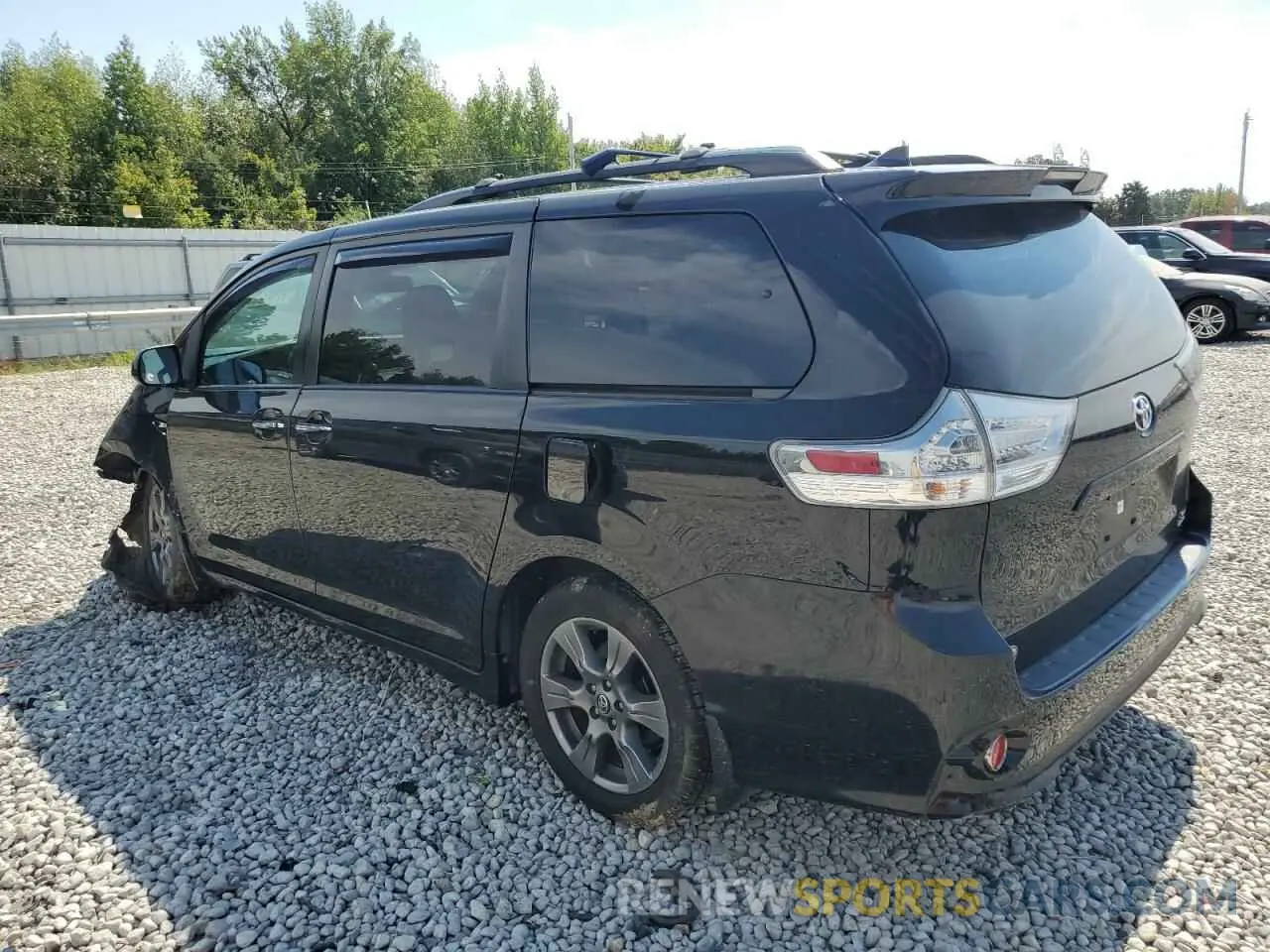 2 Photograph of a damaged car 5TDEZ3DC2KS221004 TOYOTA SIENNA 2019