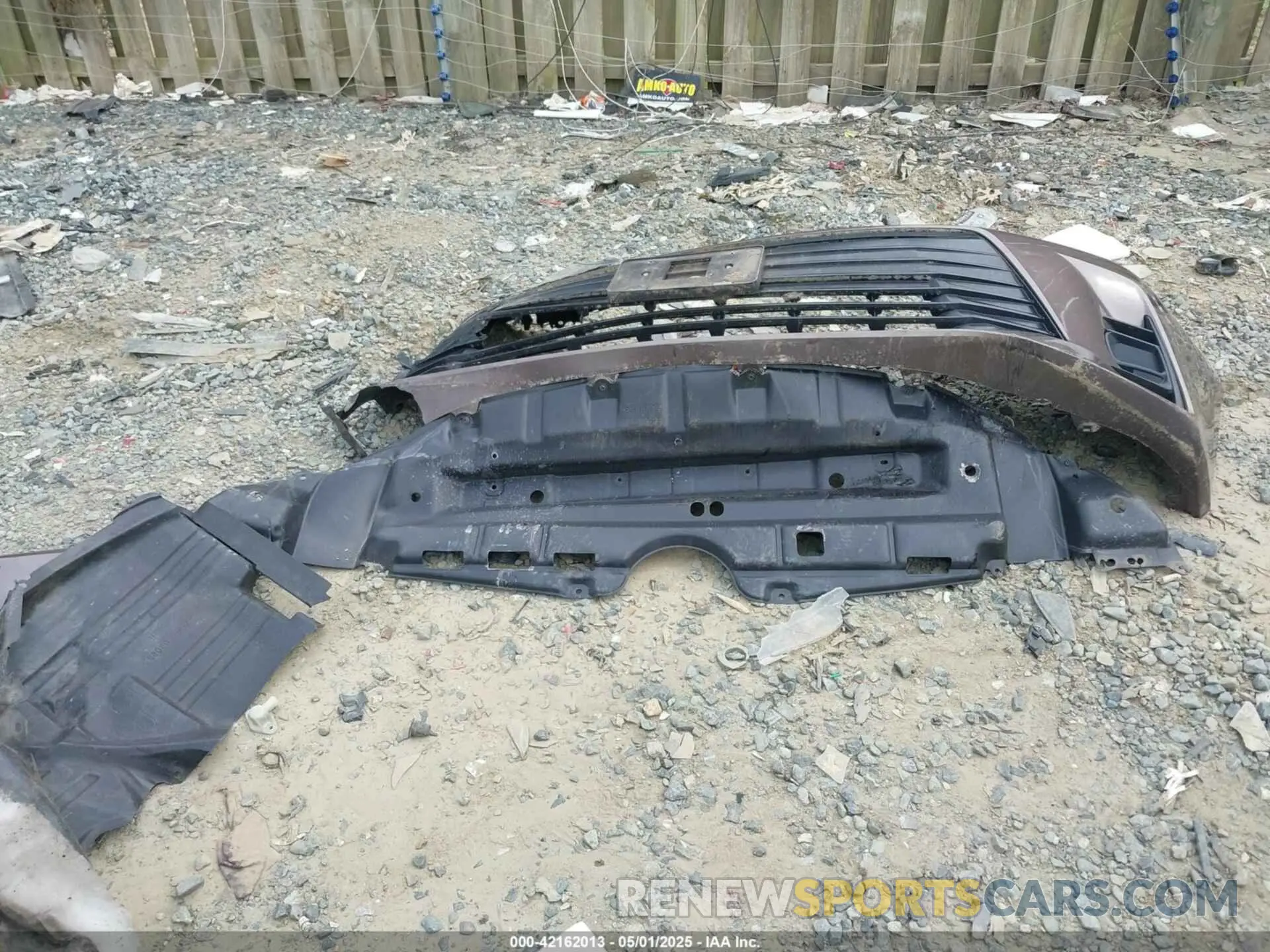 12 Photograph of a damaged car 5TDJZ3DC3KS219602 TOYOTA SIENNA 2019