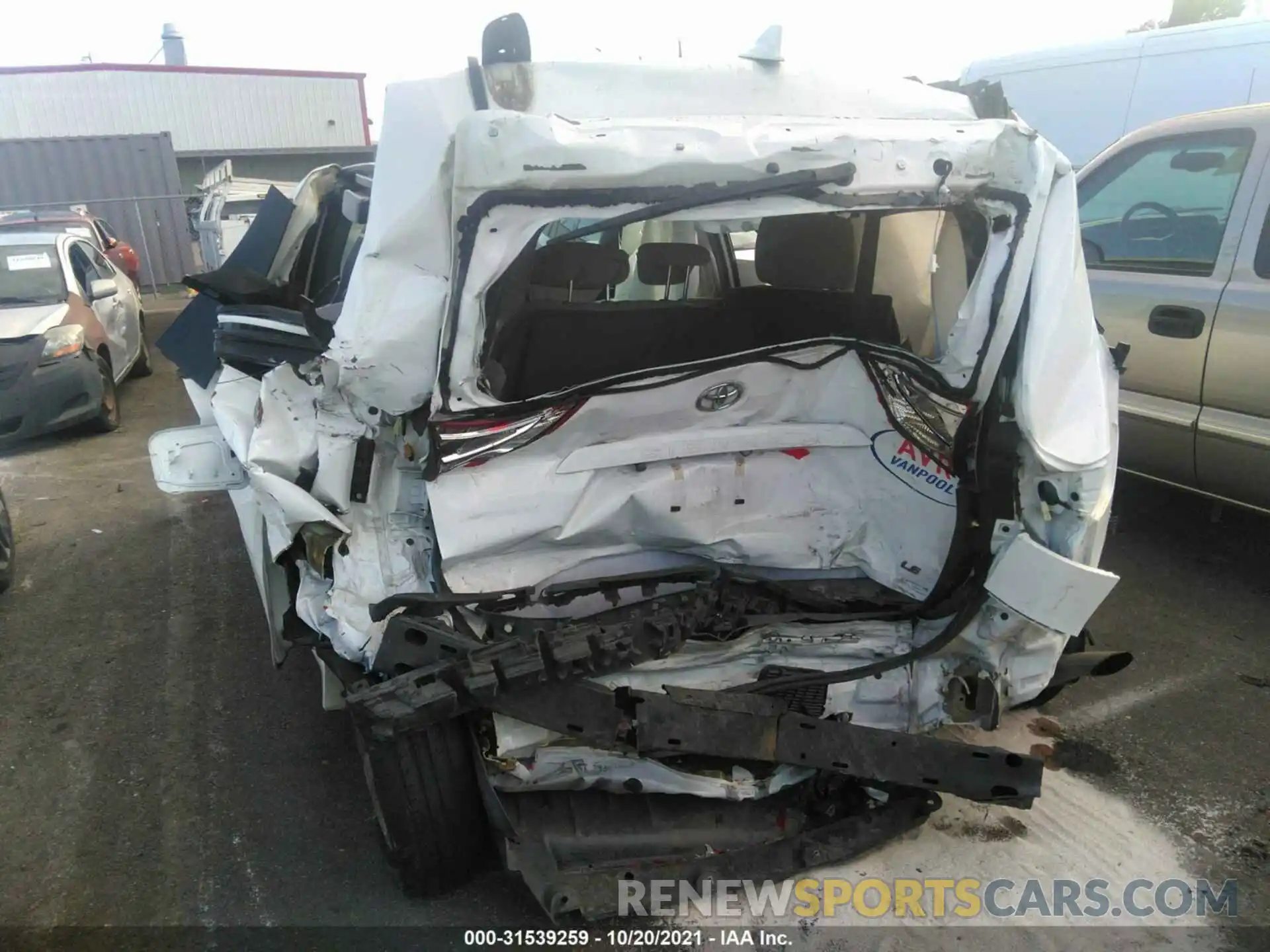 6 Photograph of a damaged car 5TDKZ3DC0KS978714 TOYOTA SIENNA 2019