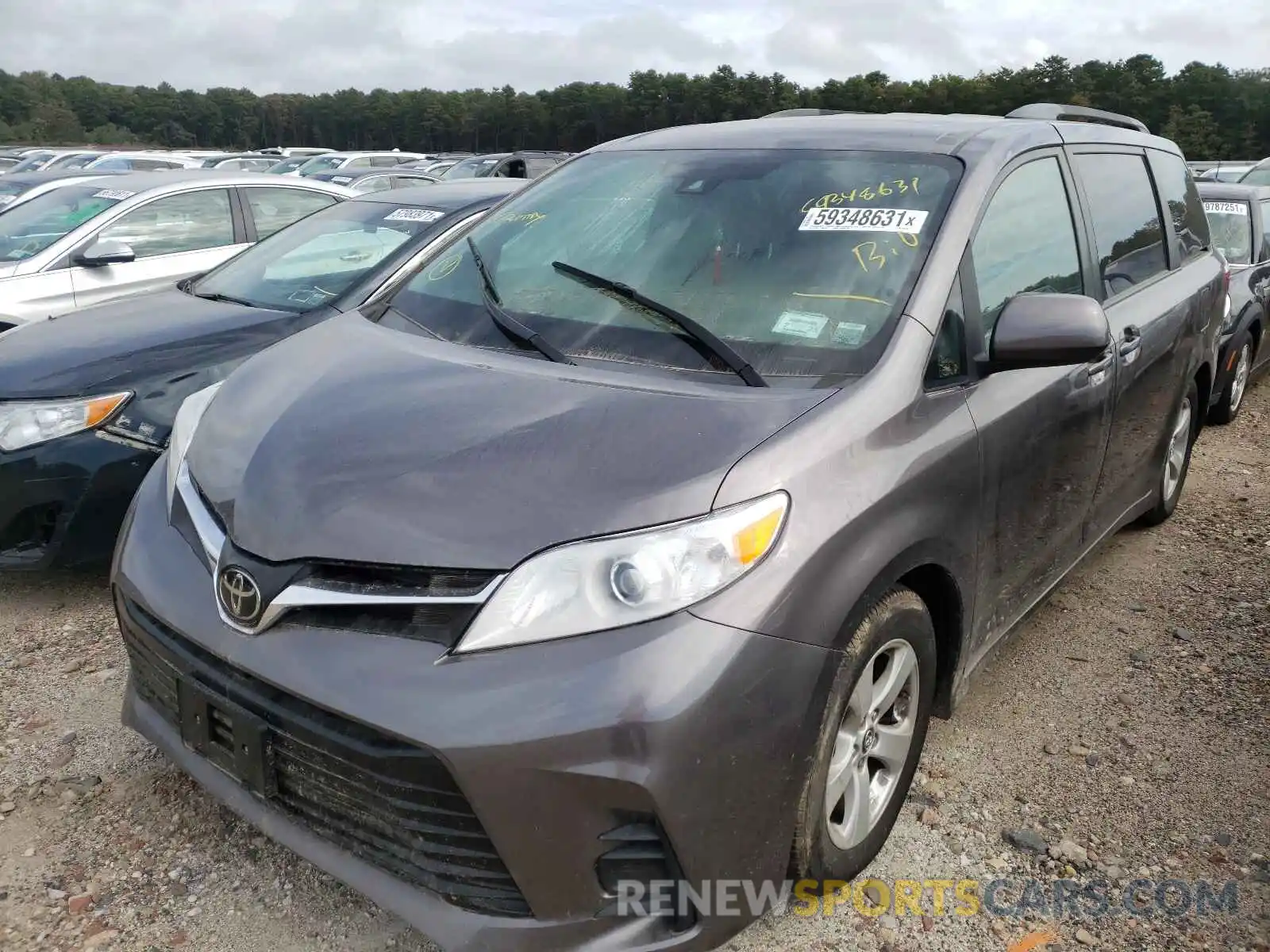 2 Photograph of a damaged car 5TDKZ3DC3KS990016 TOYOTA SIENNA 2019