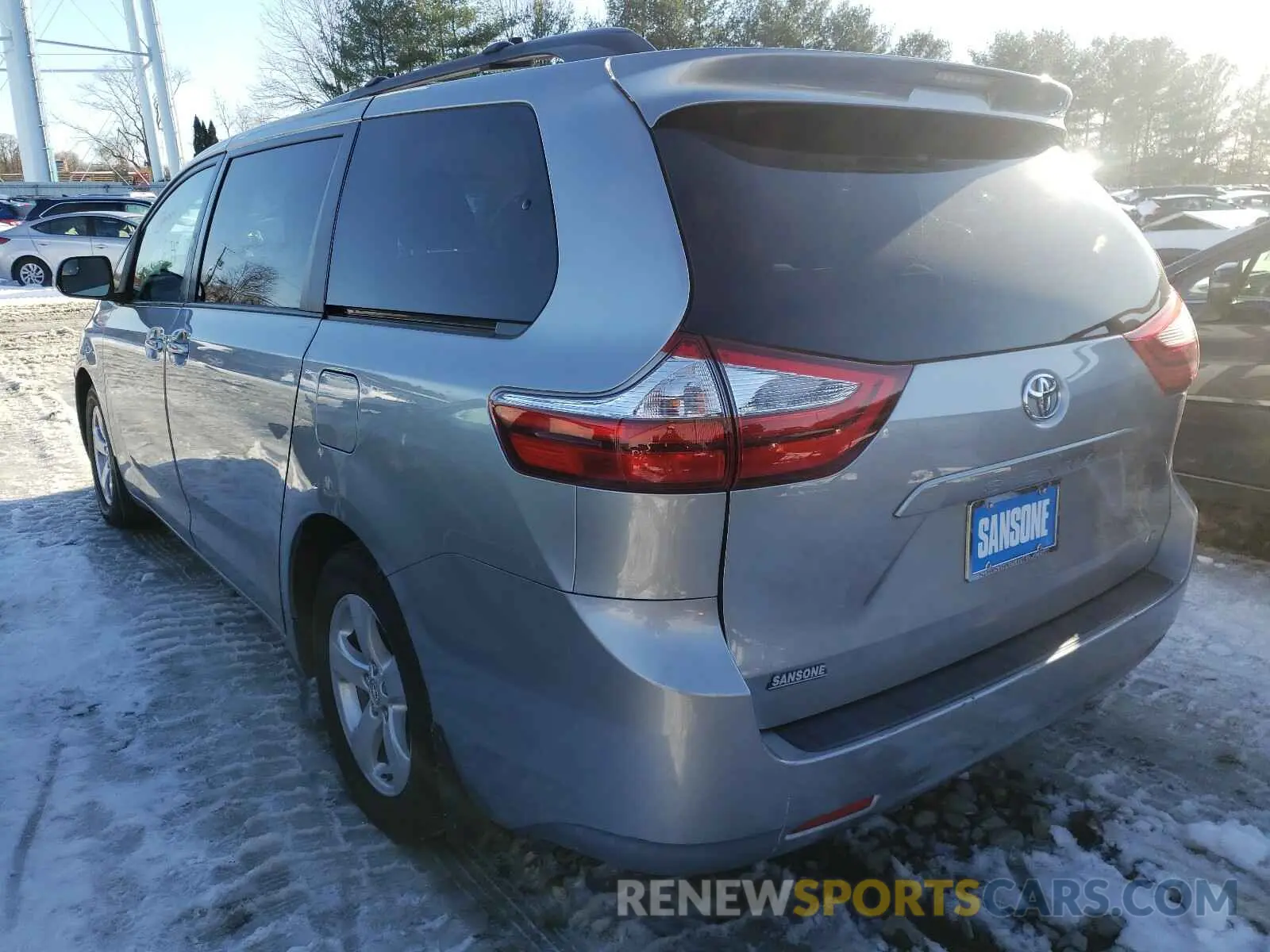 3 Photograph of a damaged car 5TDKZ3DC5HS898589 TOYOTA SIENNA 2019