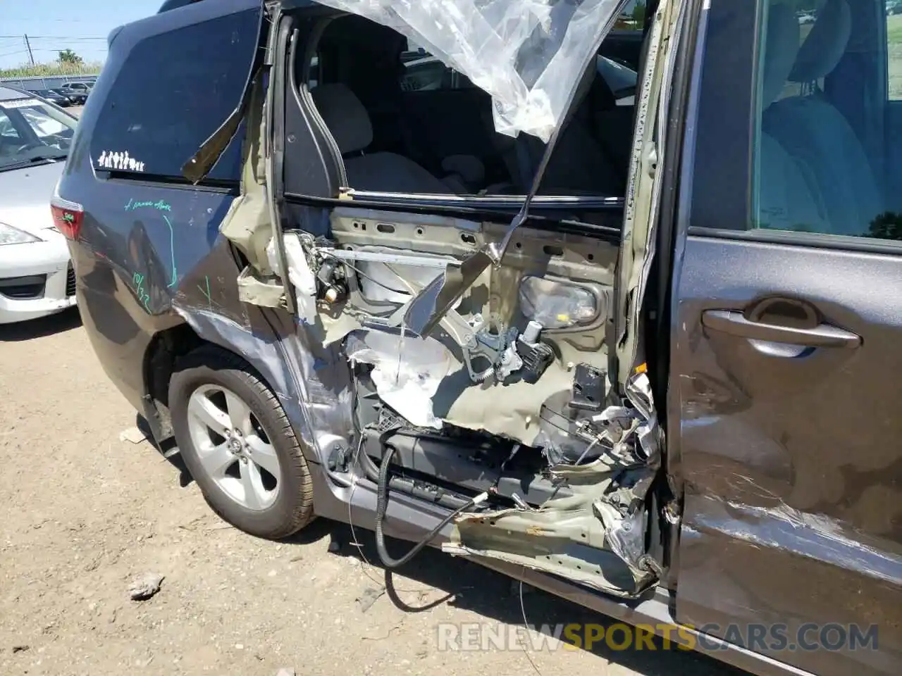 9 Photograph of a damaged car 5TDKZ3DC5KS990003 TOYOTA SIENNA 2019