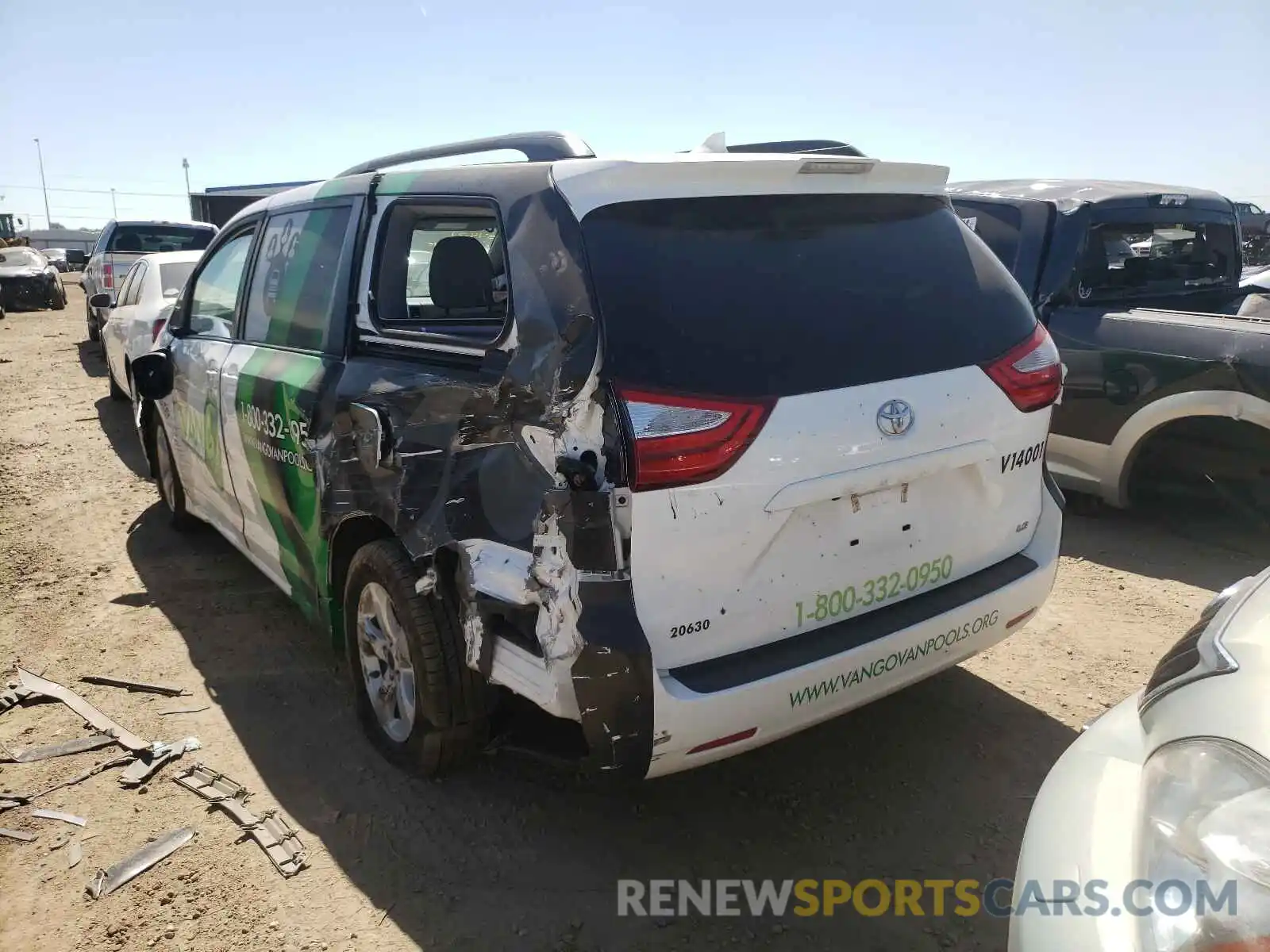 3 Photograph of a damaged car 5TDKZ3DC8KS994031 TOYOTA SIENNA 2019