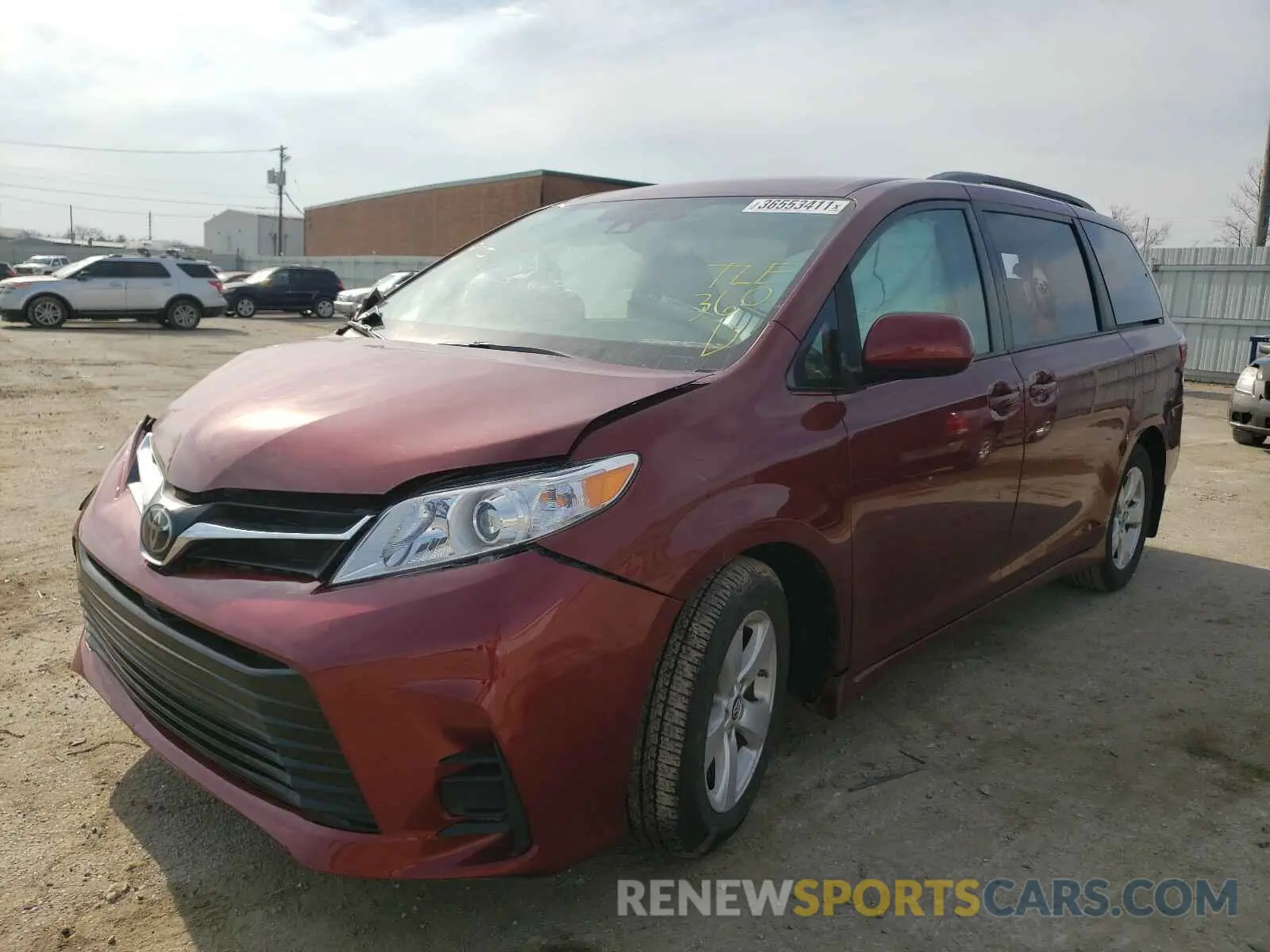 2 Photograph of a damaged car 5TDKZ3DC9KS994183 TOYOTA SIENNA 2019