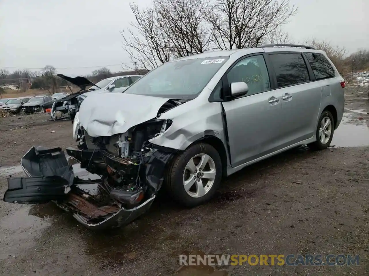 2 Photograph of a damaged car 5TDKZ3DCXKS981717 TOYOTA SIENNA 2019