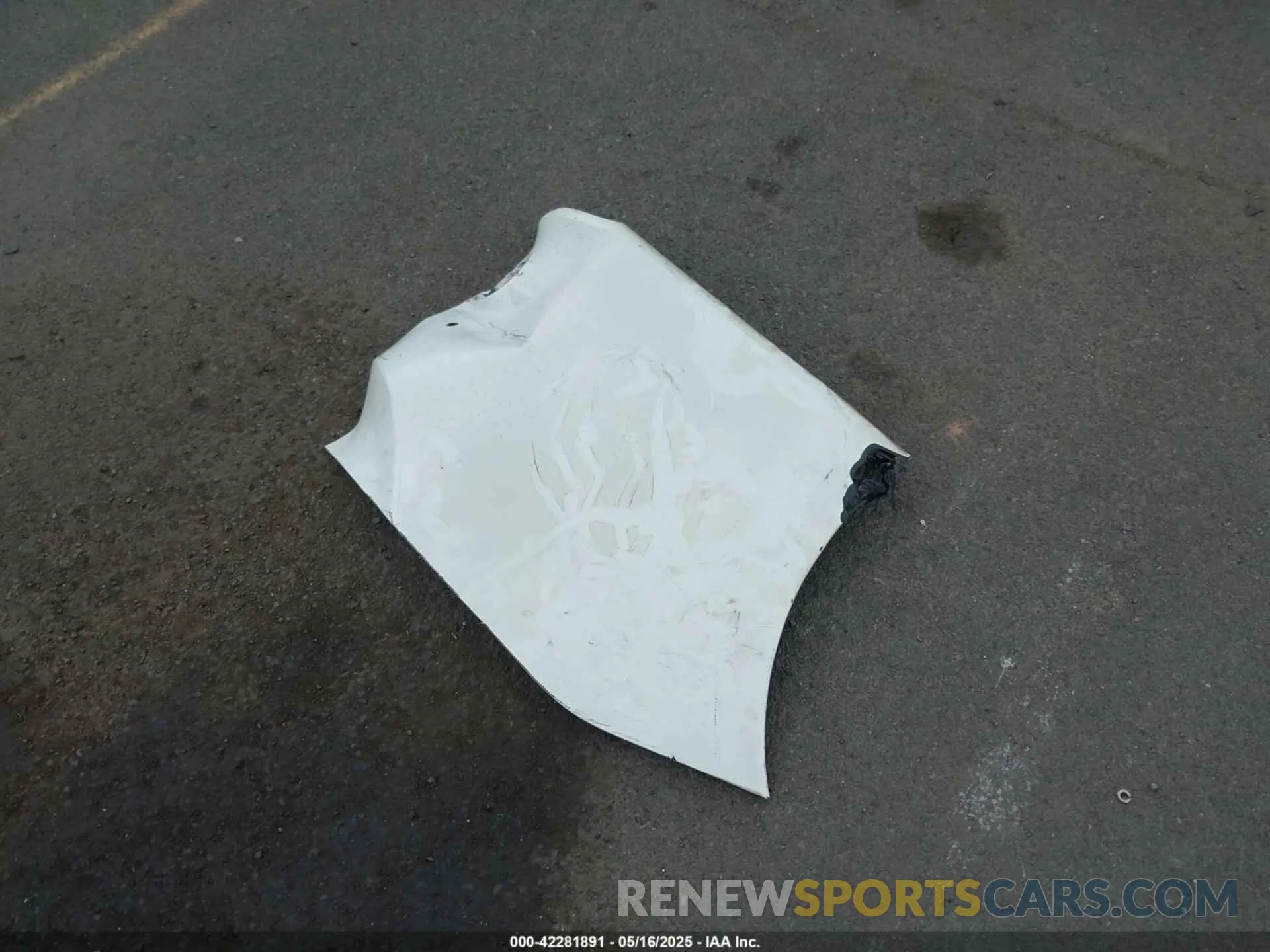 12 Photograph of a damaged car 5TDXZ3DC0KS990321 TOYOTA SIENNA 2019