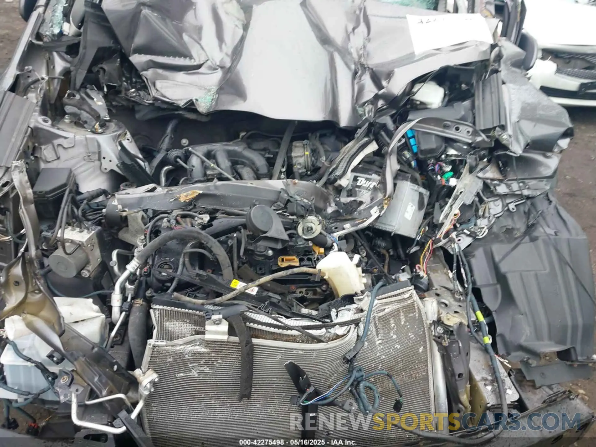 10 Photograph of a damaged car 5TDXZ3DC4KS014221 TOYOTA SIENNA 2019