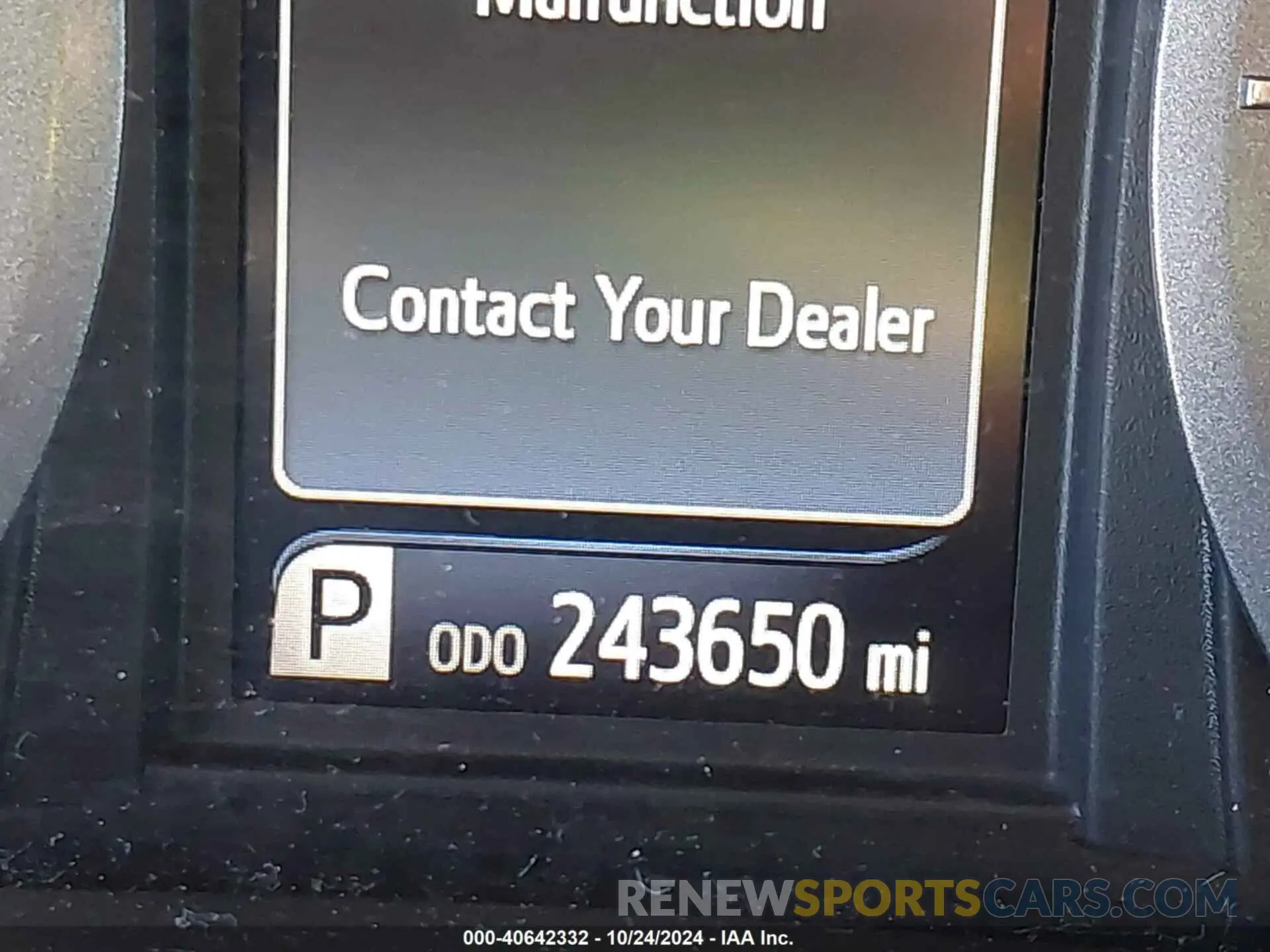 7 Photograph of a damaged car 5TDXZ3DC4KS977586 TOYOTA SIENNA 2019