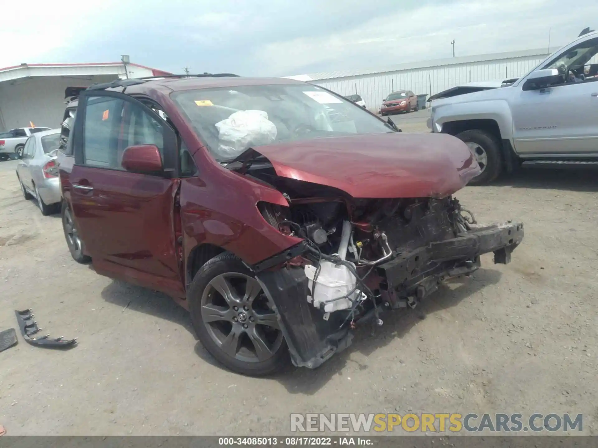 1 Photograph of a damaged car 5TDXZ3DCXKS020167 TOYOTA SIENNA 2019