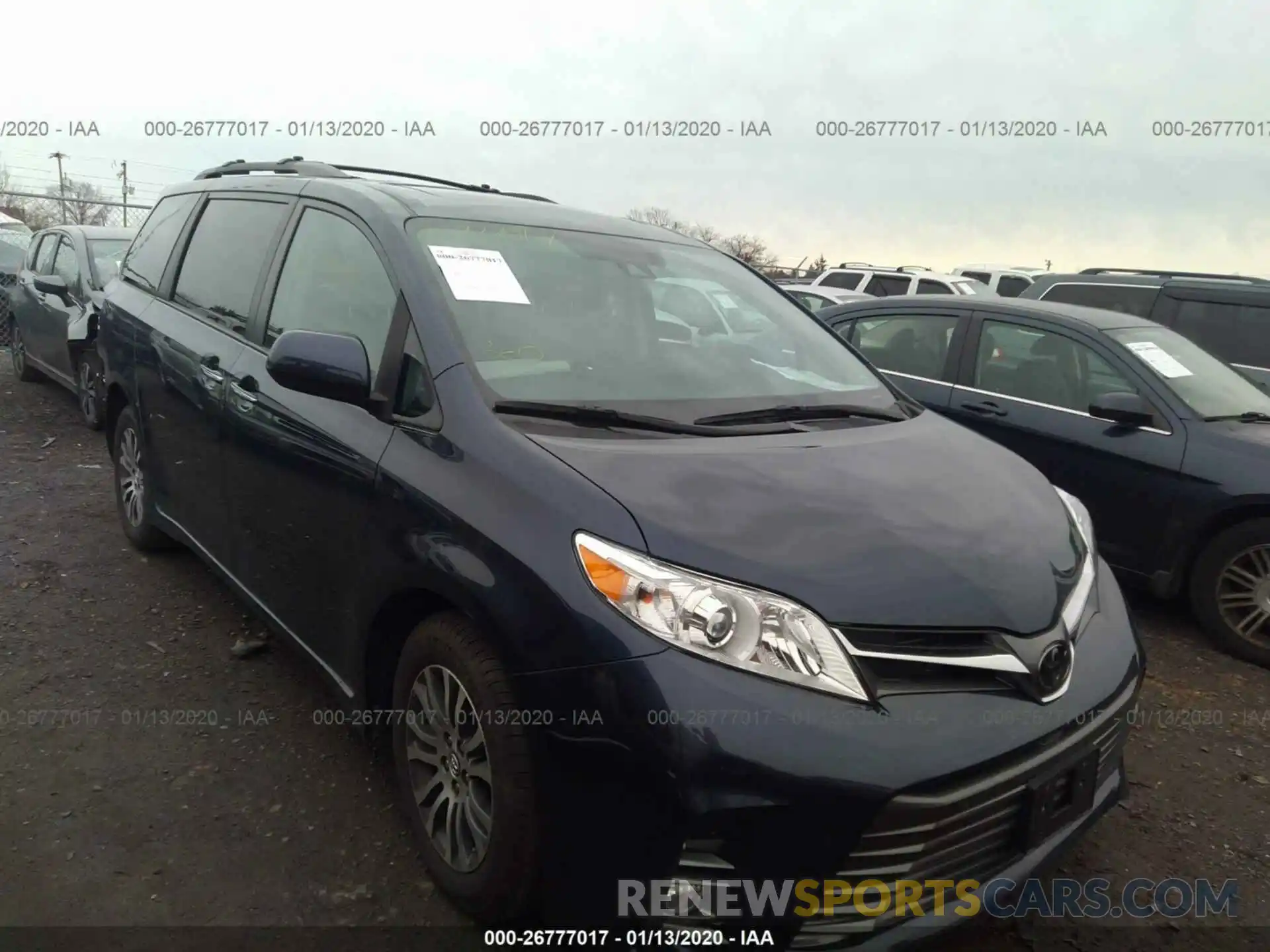 1 Photograph of a damaged car 5TDYZ3DC0KS017847 TOYOTA SIENNA 2019