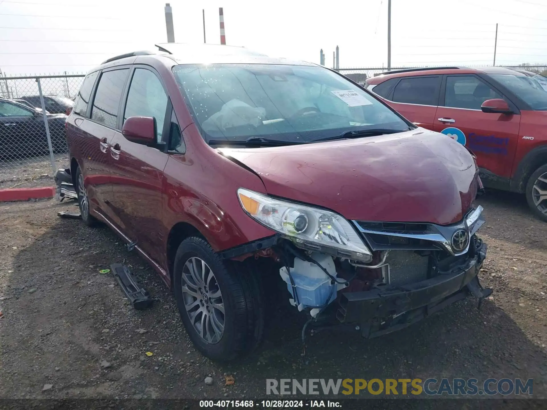 1 Photograph of a damaged car 5TDYZ3DC1KS005299 TOYOTA SIENNA 2019