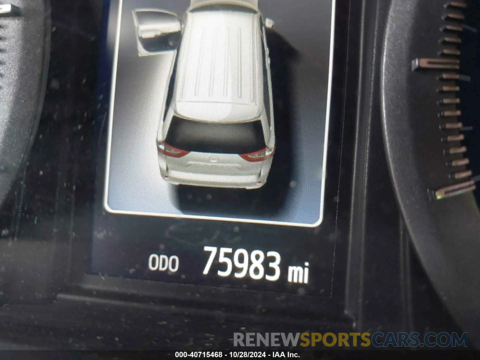 15 Photograph of a damaged car 5TDYZ3DC1KS005299 TOYOTA SIENNA 2019