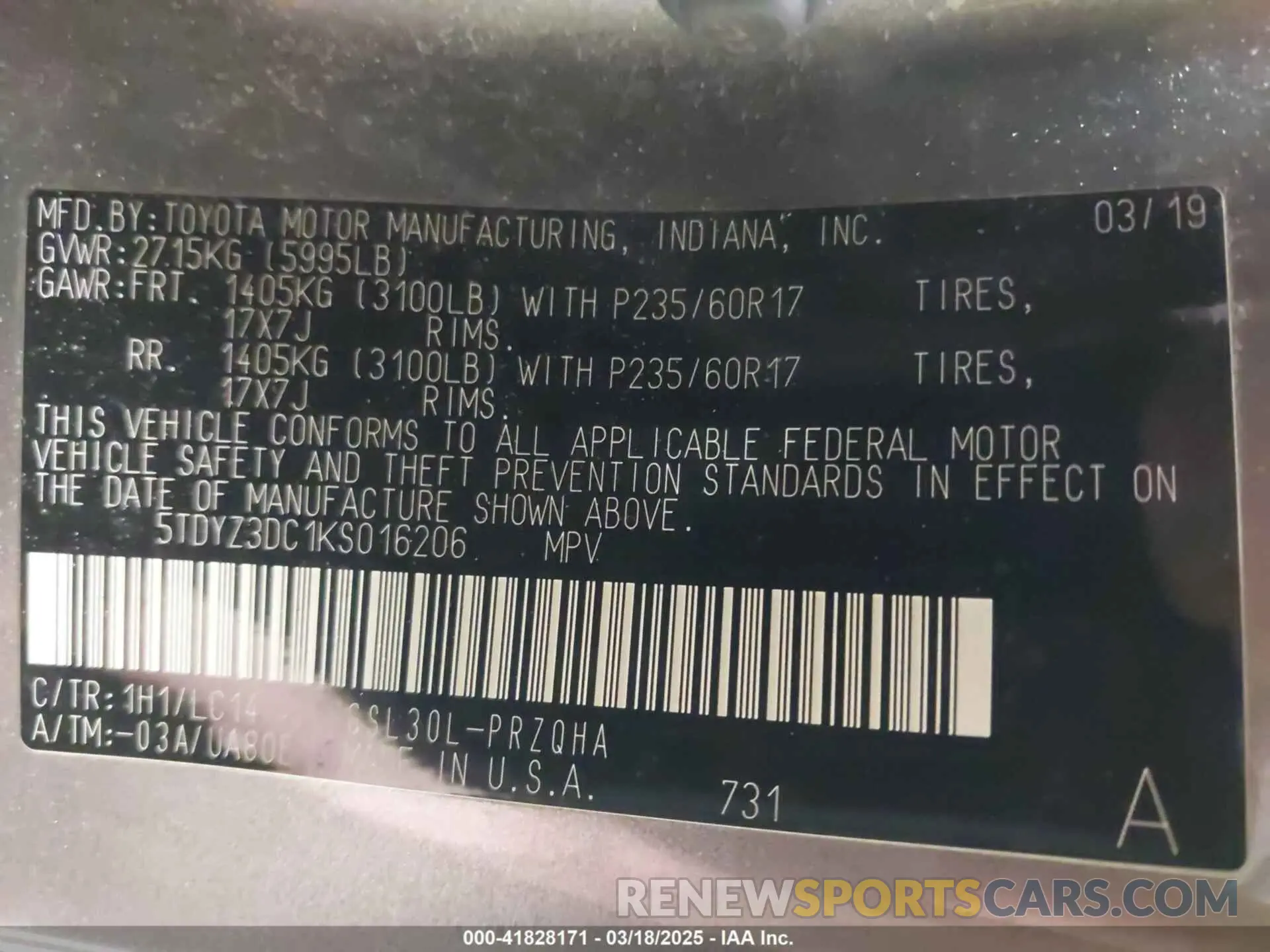 9 Photograph of a damaged car 5TDYZ3DC1KS016206 TOYOTA SIENNA 2019