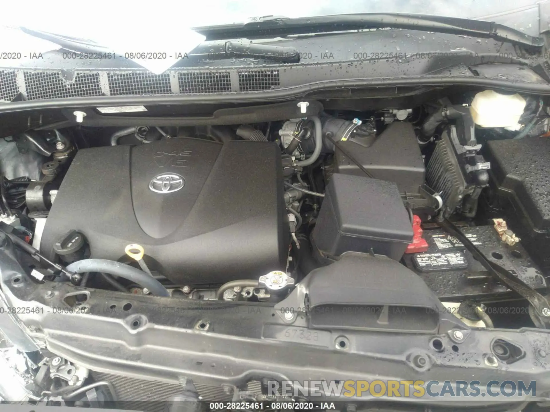 10 Photograph of a damaged car 5TDYZ3DC1KS980787 TOYOTA SIENNA 2019