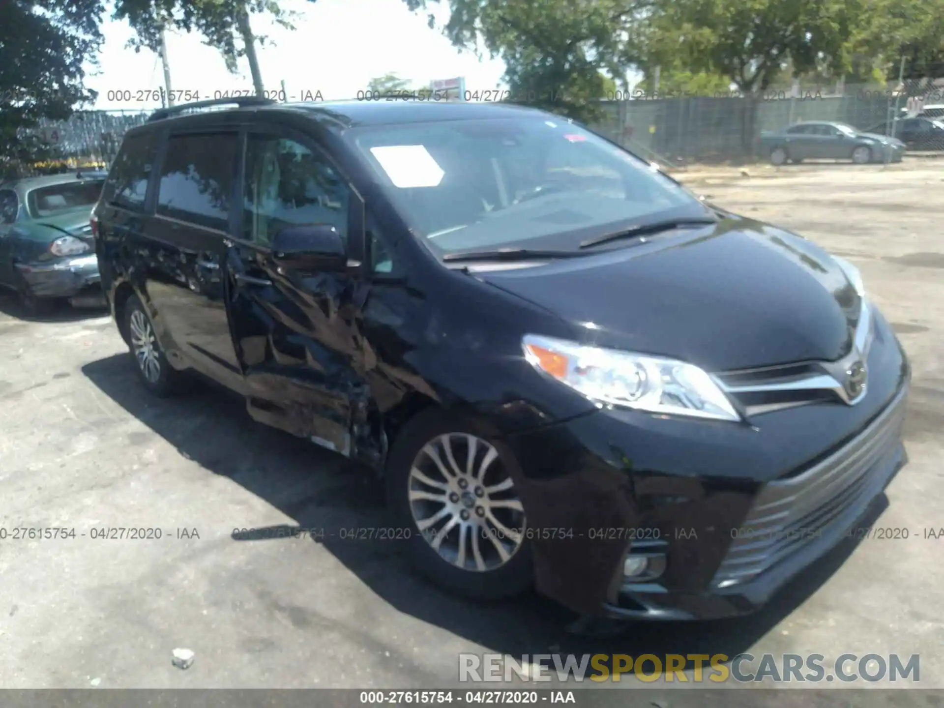 1 Photograph of a damaged car 5TDYZ3DC2KS972892 TOYOTA SIENNA 2019