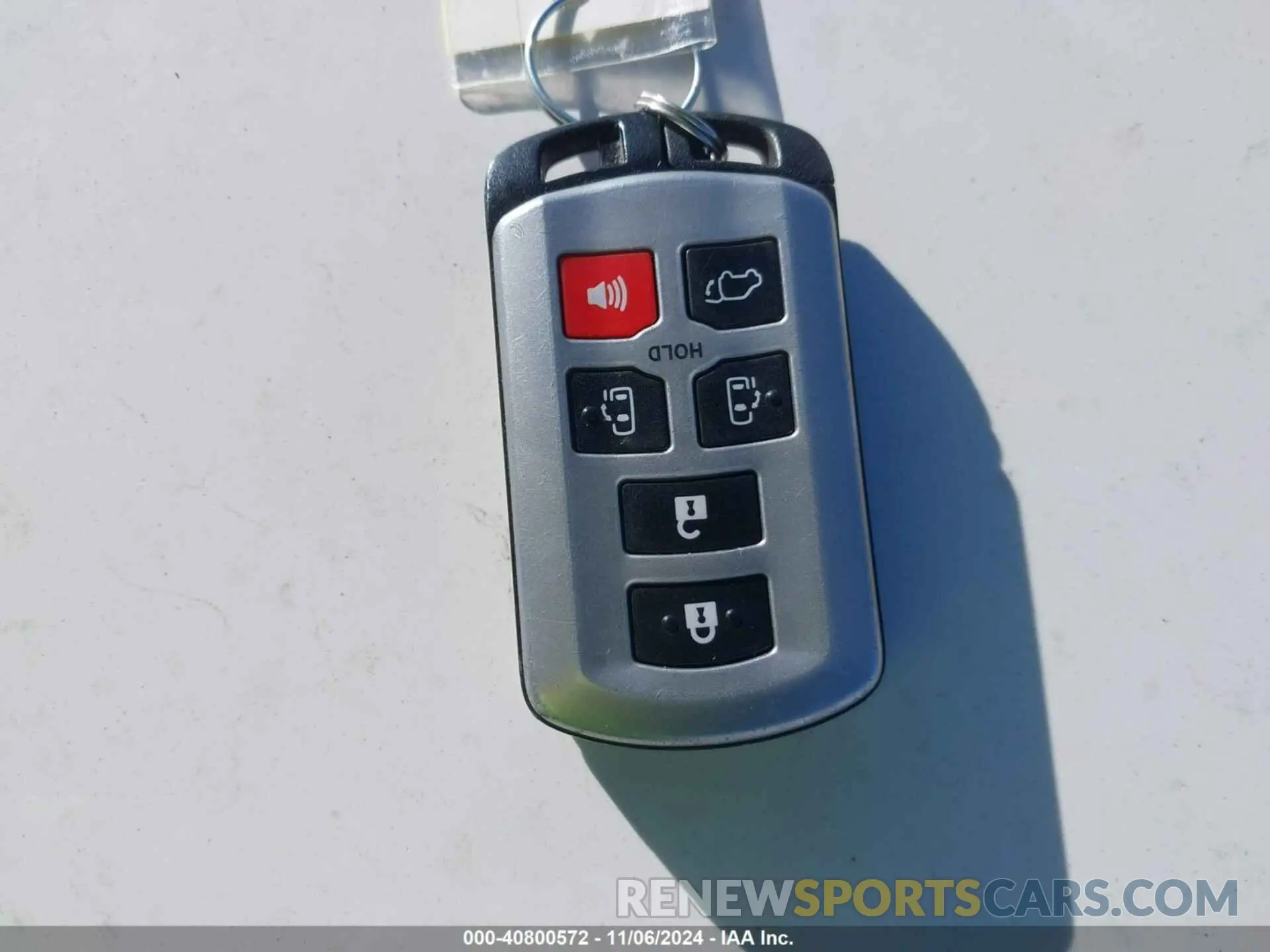11 Photograph of a damaged car 5TDYZ3DC2KS987392 TOYOTA SIENNA 2019