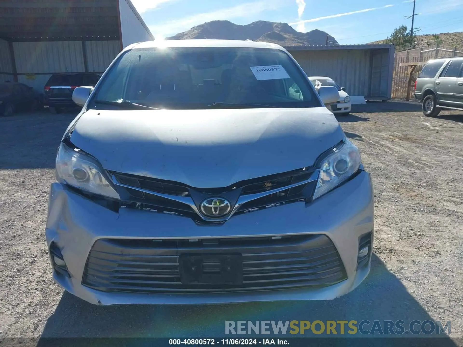 12 Photograph of a damaged car 5TDYZ3DC2KS987392 TOYOTA SIENNA 2019