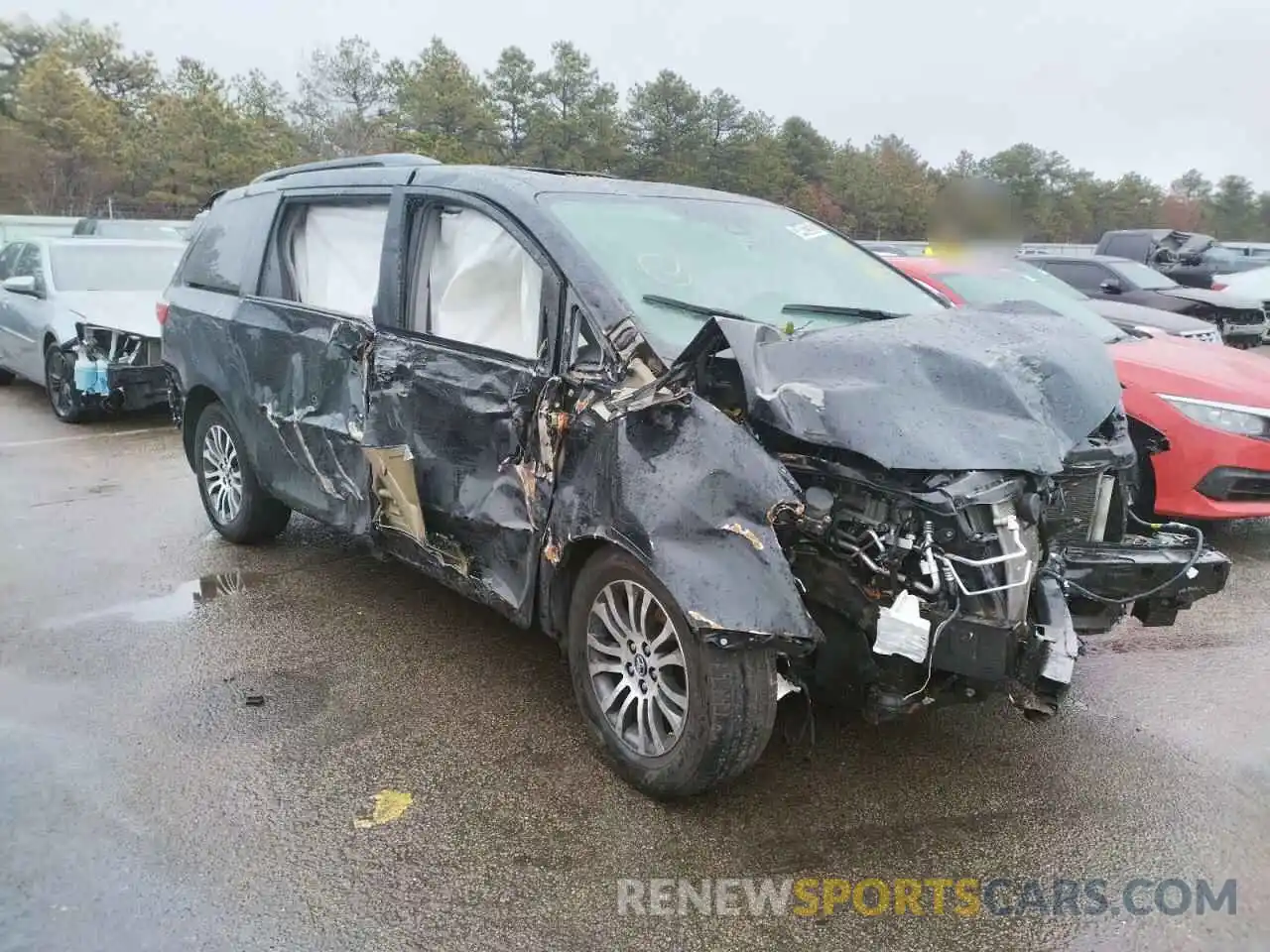 1 Photograph of a damaged car 5TDYZ3DC4KS017687 TOYOTA SIENNA 2019