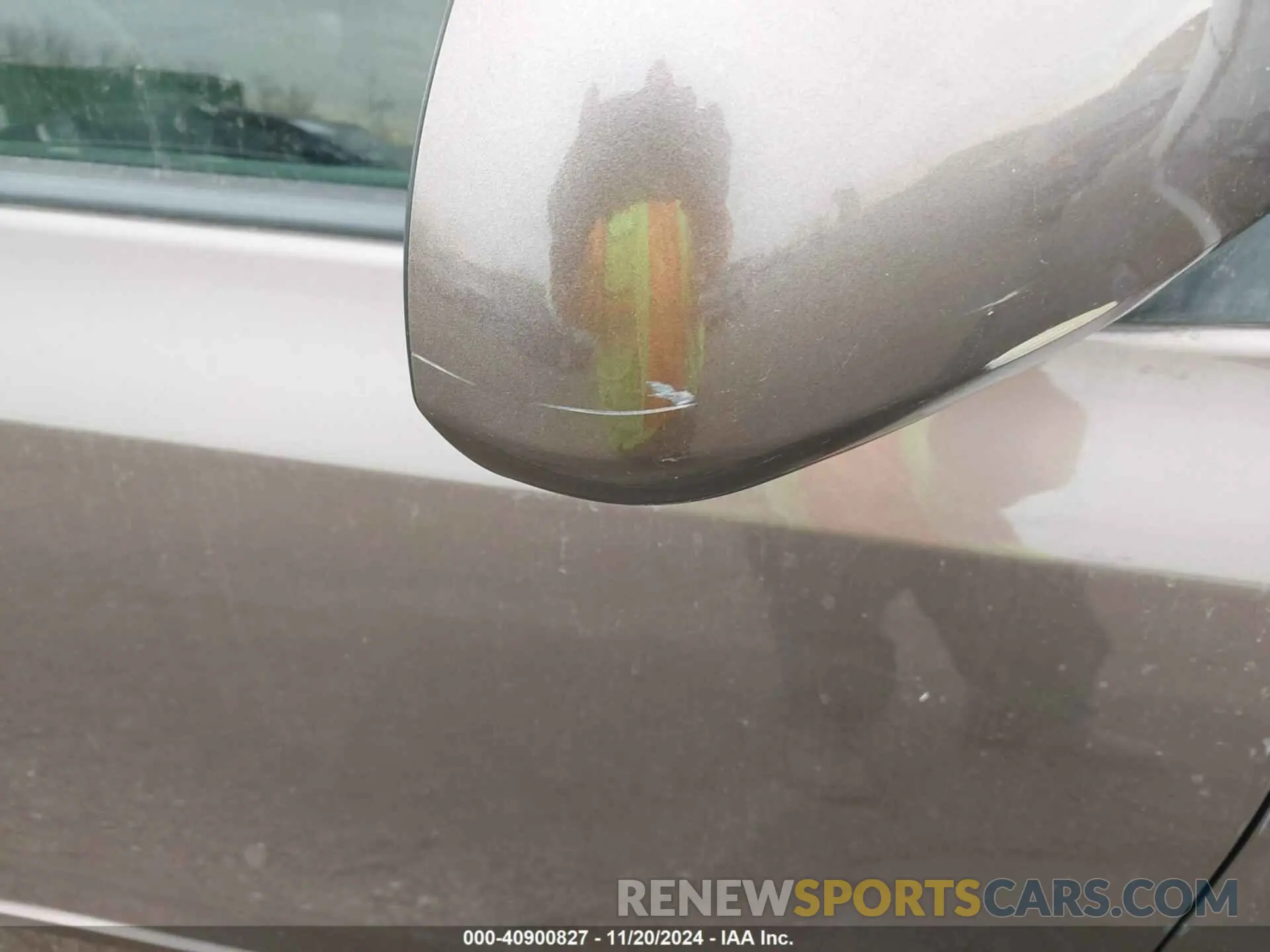21 Photograph of a damaged car 5TDYZ3DC4KS987264 TOYOTA SIENNA 2019