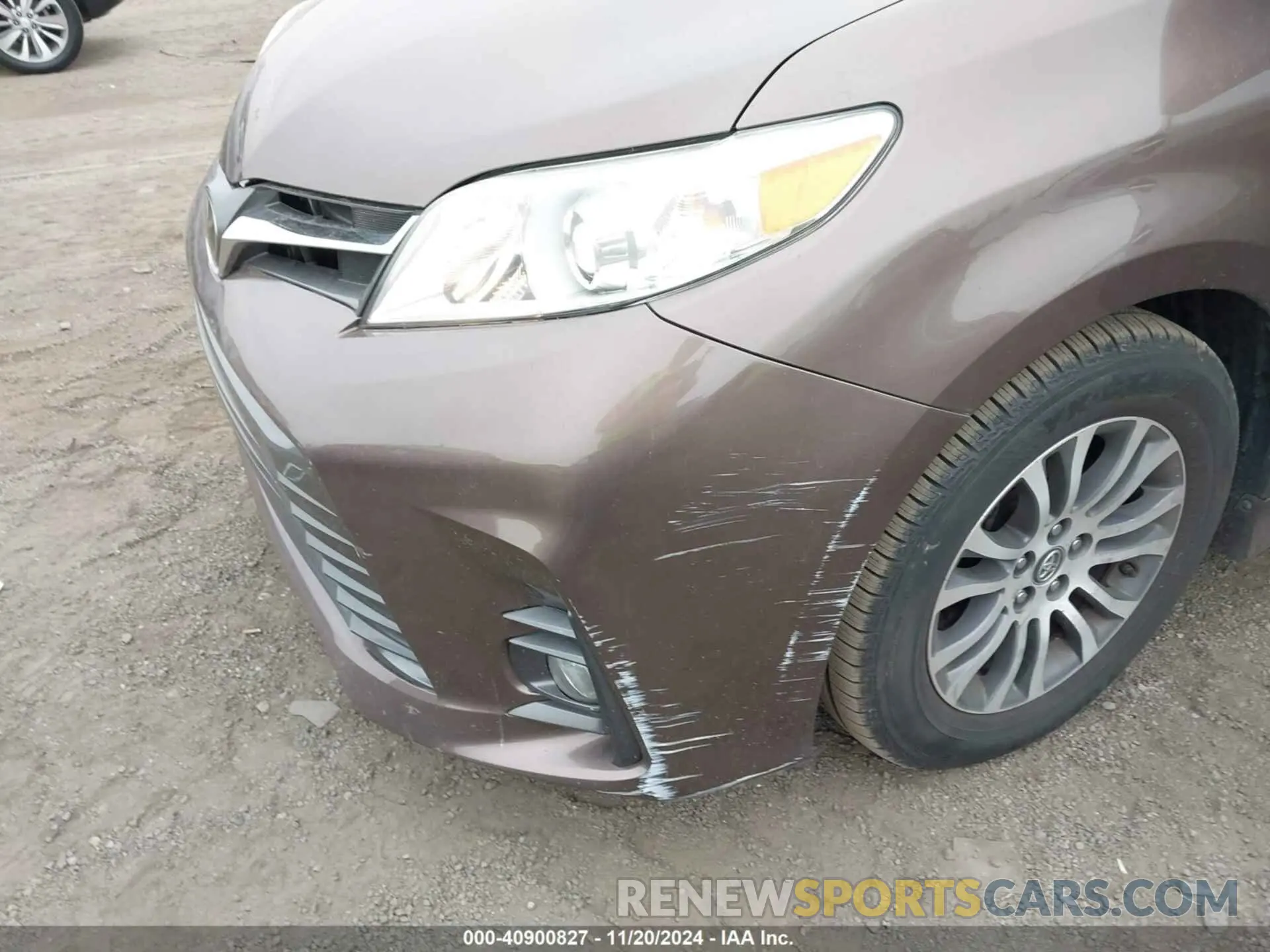 6 Photograph of a damaged car 5TDYZ3DC4KS987264 TOYOTA SIENNA 2019