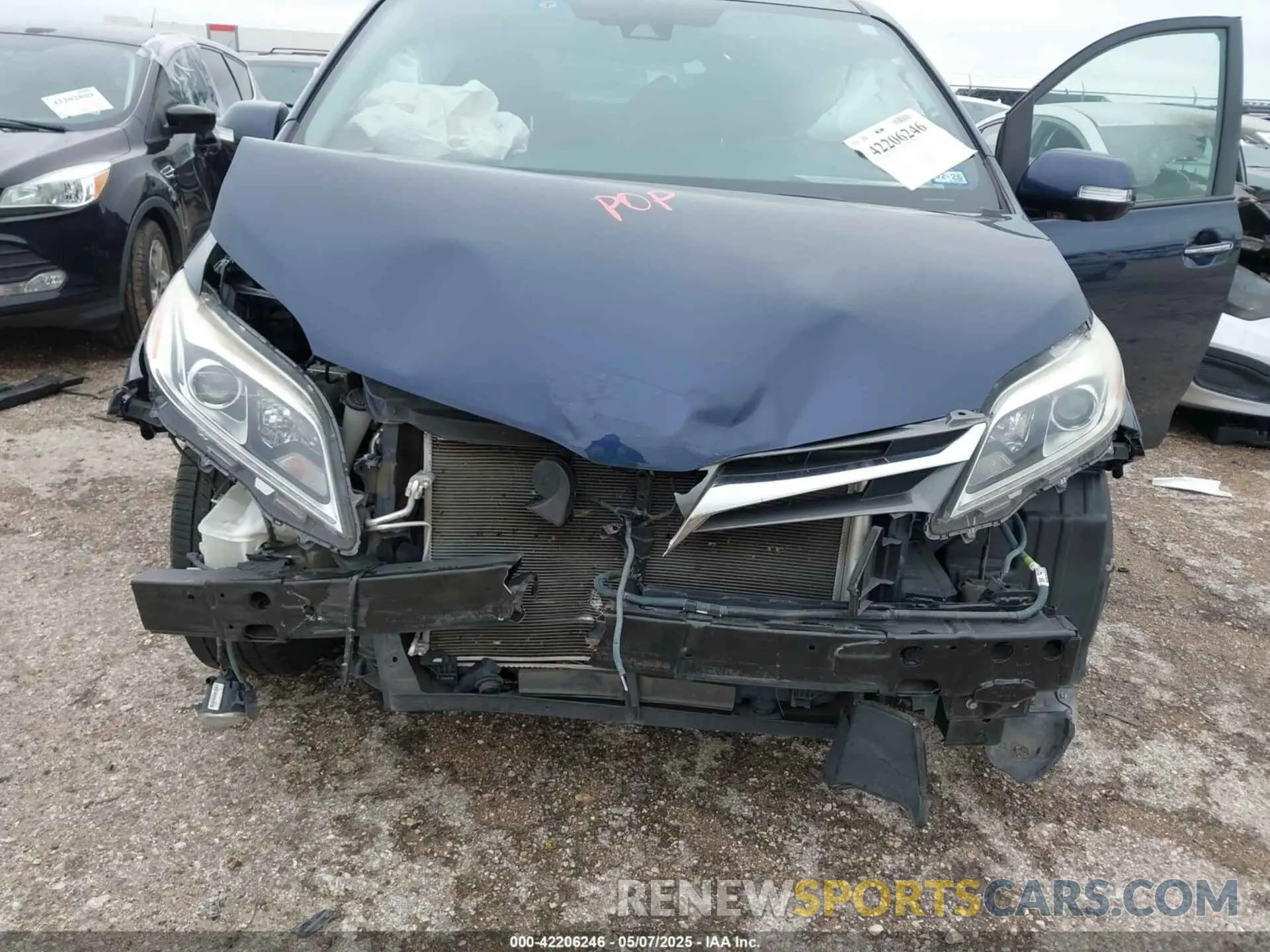 6 Photograph of a damaged car 5TDYZ3DC5KS003944 TOYOTA SIENNA 2019