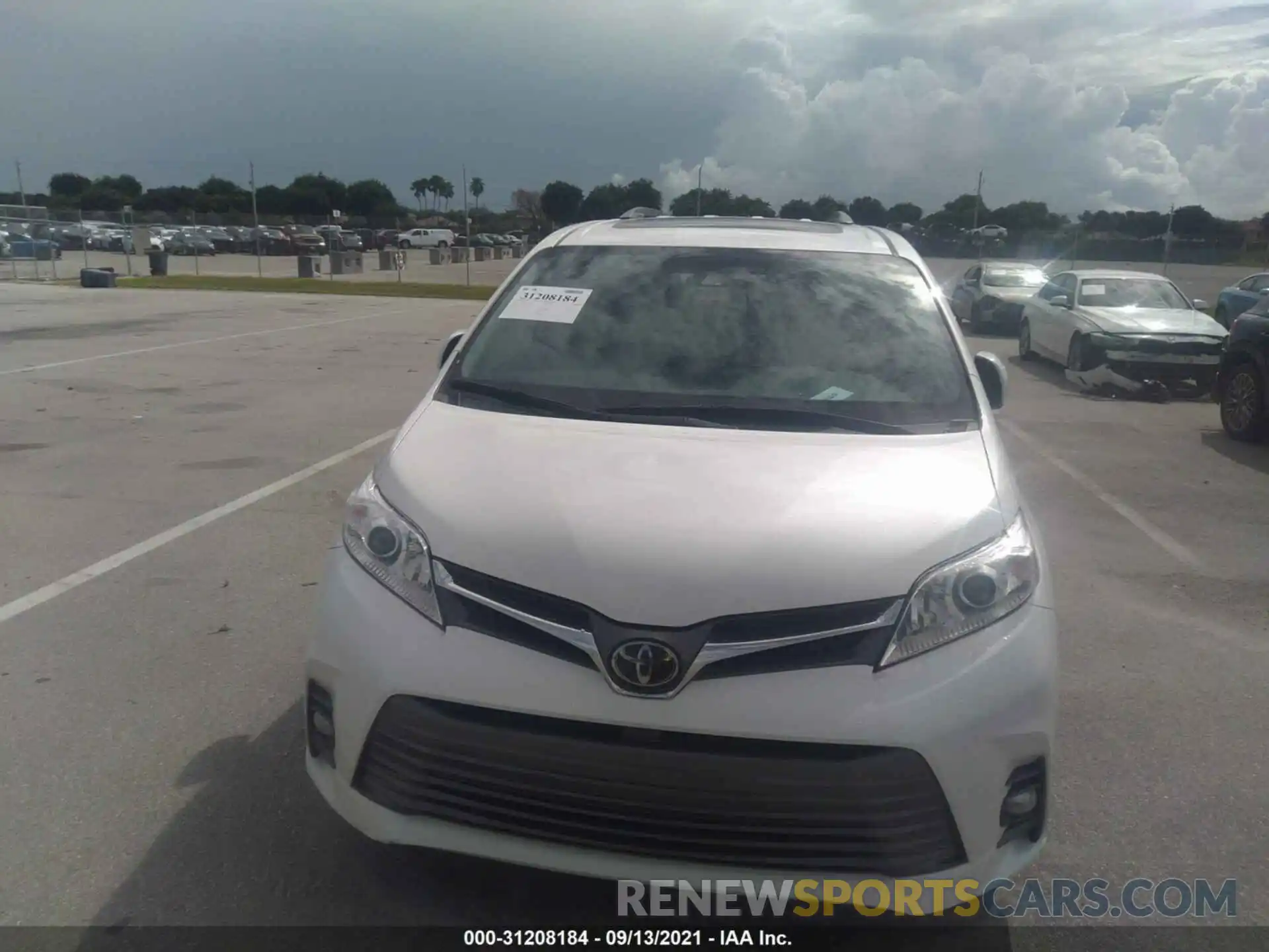 6 Photograph of a damaged car 5TDYZ3DC7KS006750 TOYOTA SIENNA 2019