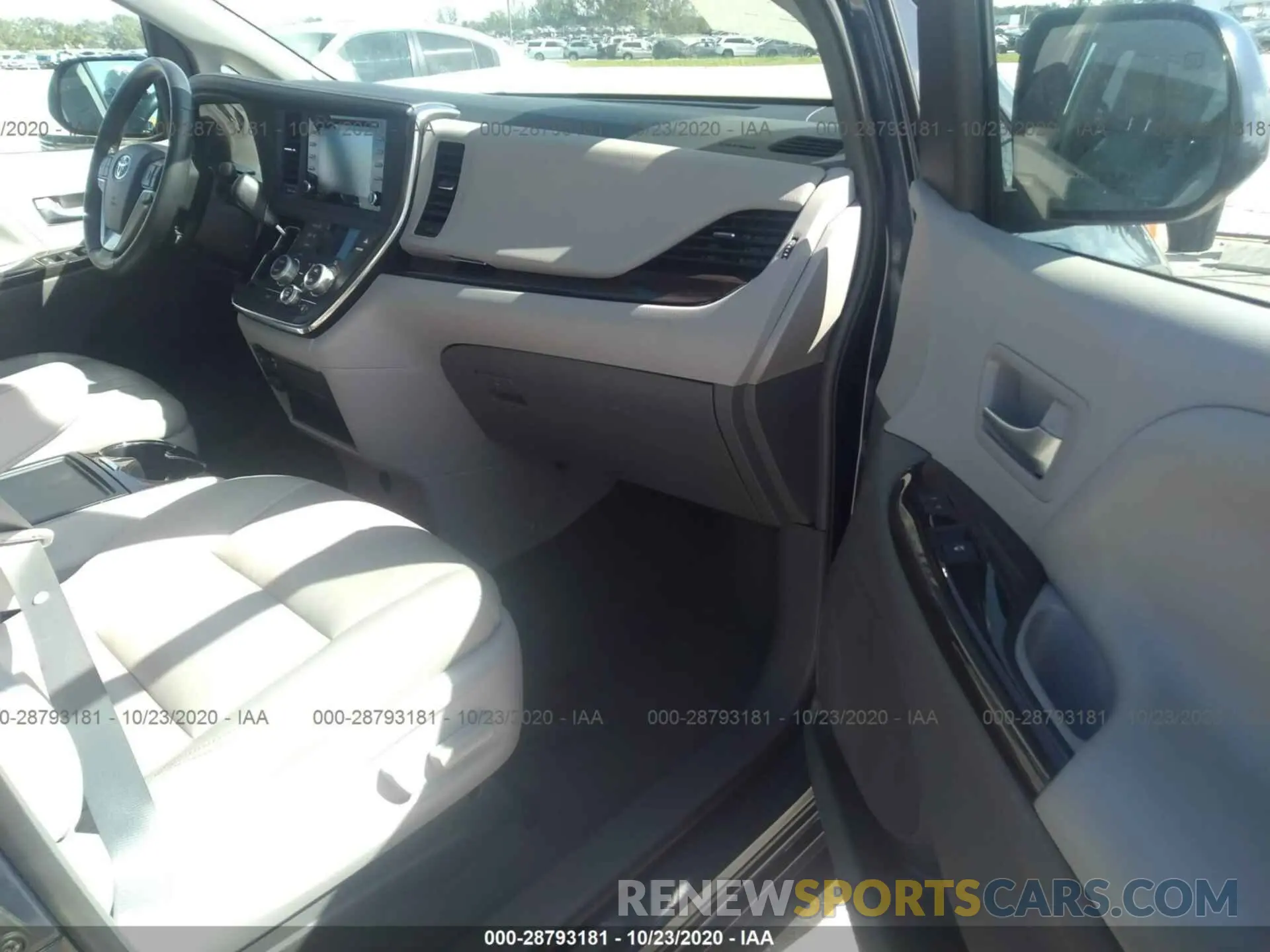 5 Photograph of a damaged car 5TDYZ3DC7KS016405 TOYOTA SIENNA 2019