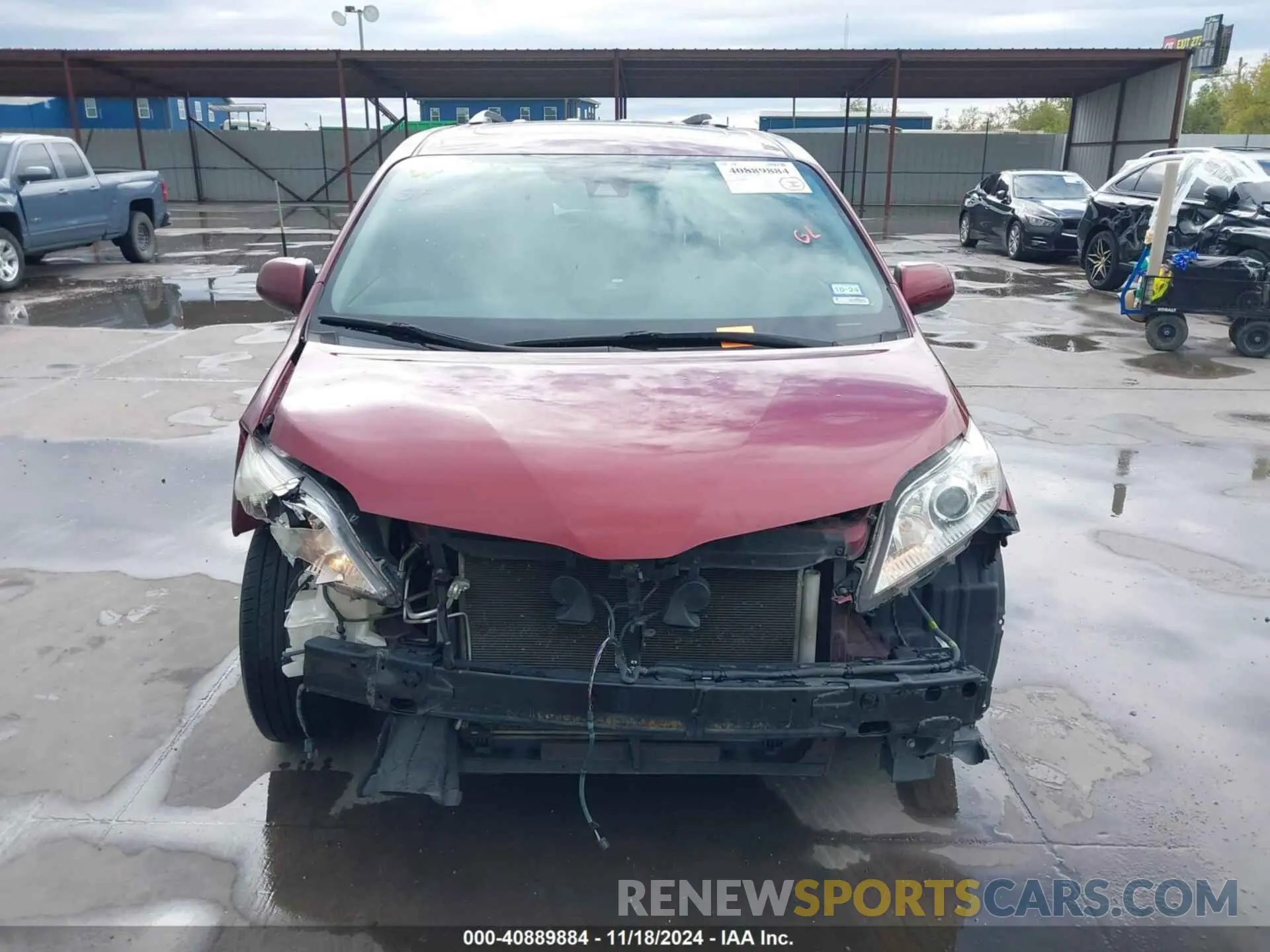 13 Photograph of a damaged car 5TDYZ3DC7KS966005 TOYOTA SIENNA 2019