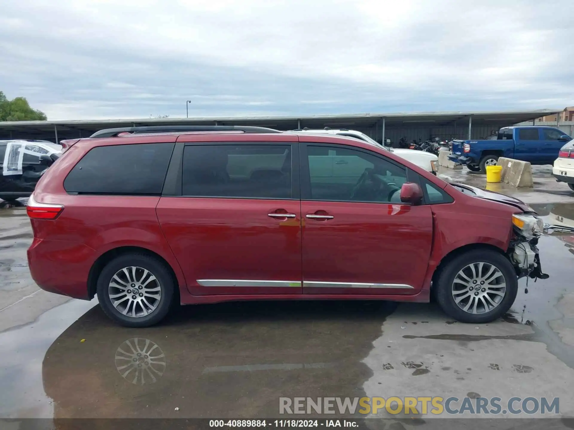 14 Photograph of a damaged car 5TDYZ3DC7KS966005 TOYOTA SIENNA 2019