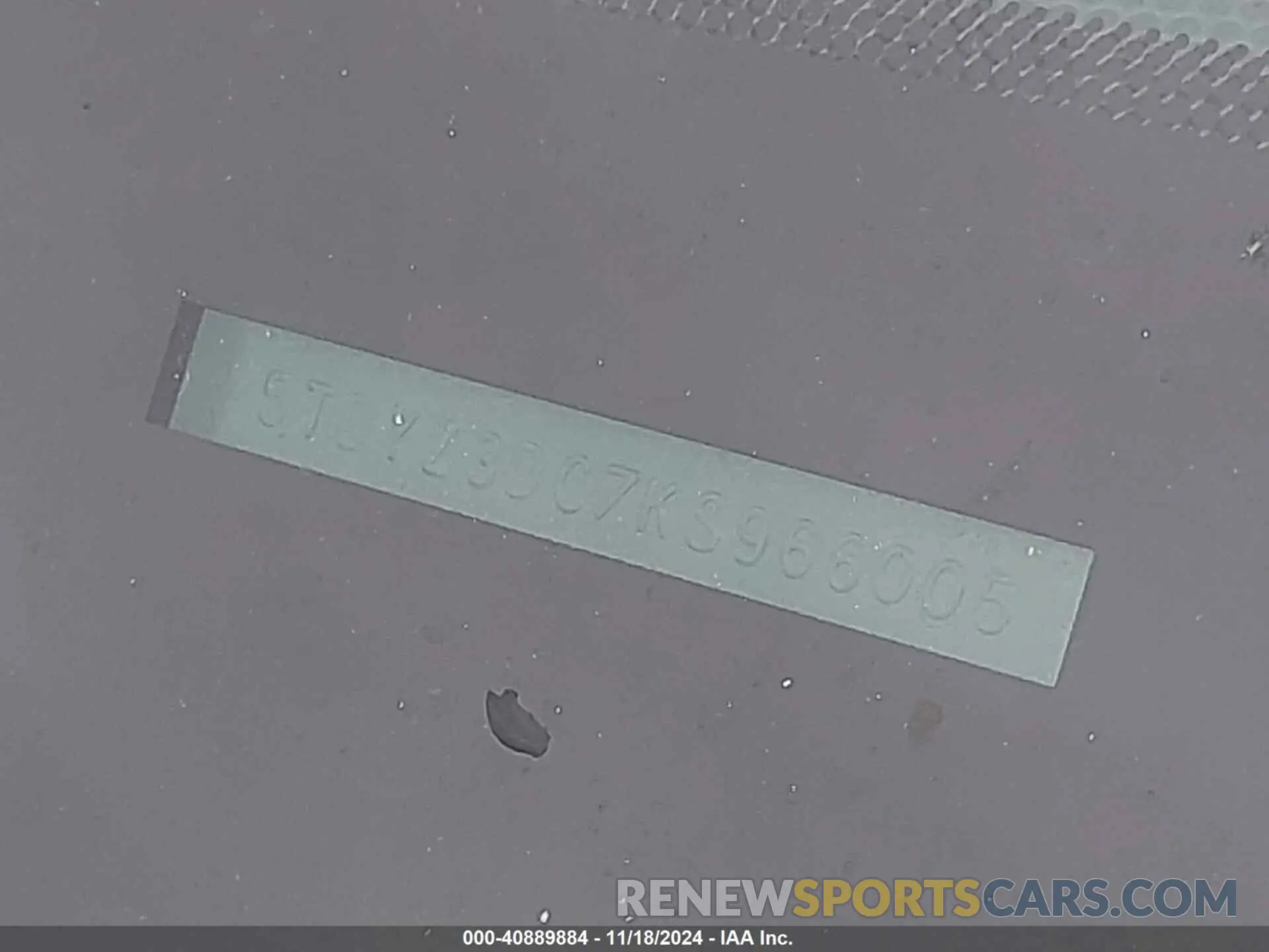 18 Photograph of a damaged car 5TDYZ3DC7KS966005 TOYOTA SIENNA 2019