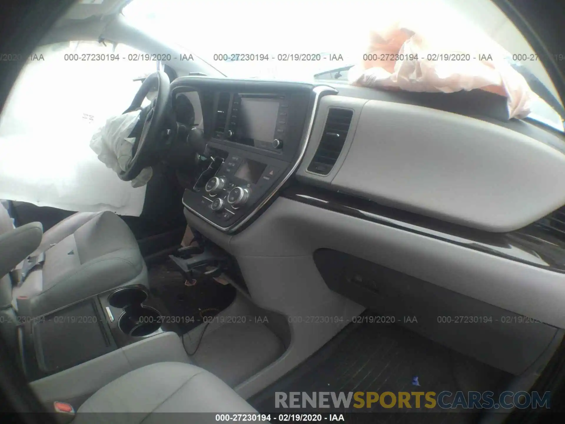 5 Photograph of a damaged car 5TDYZ3DC7KS980910 TOYOTA SIENNA 2019