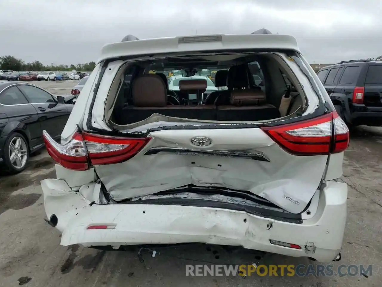 6 Photograph of a damaged car 5TDYZ3DC7KS981345 TOYOTA SIENNA 2019