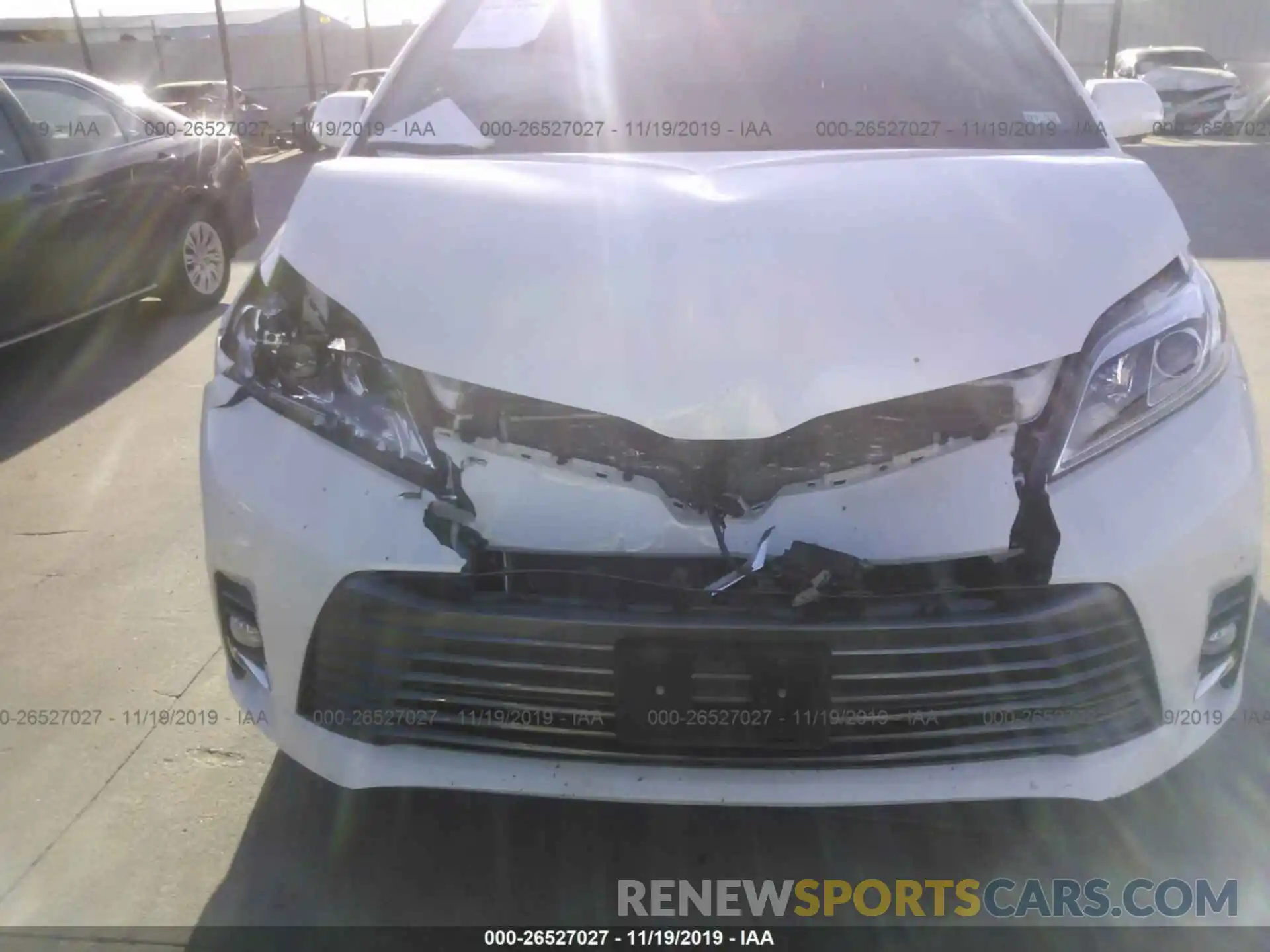 6 Photograph of a damaged car 5TDYZ3DC7KS984200 TOYOTA SIENNA 2019