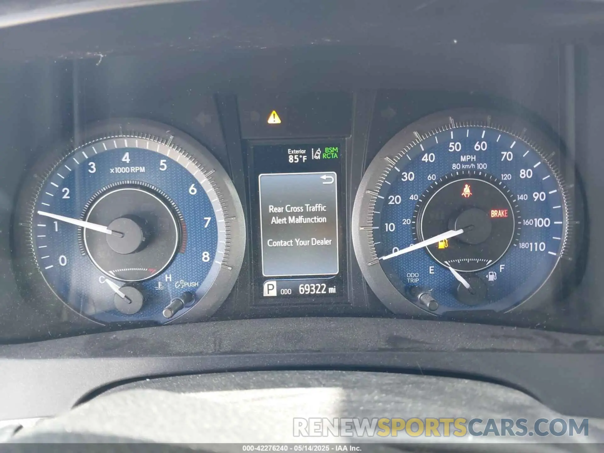 7 Photograph of a damaged car 5TDYZ3DC8KS001055 TOYOTA SIENNA 2019