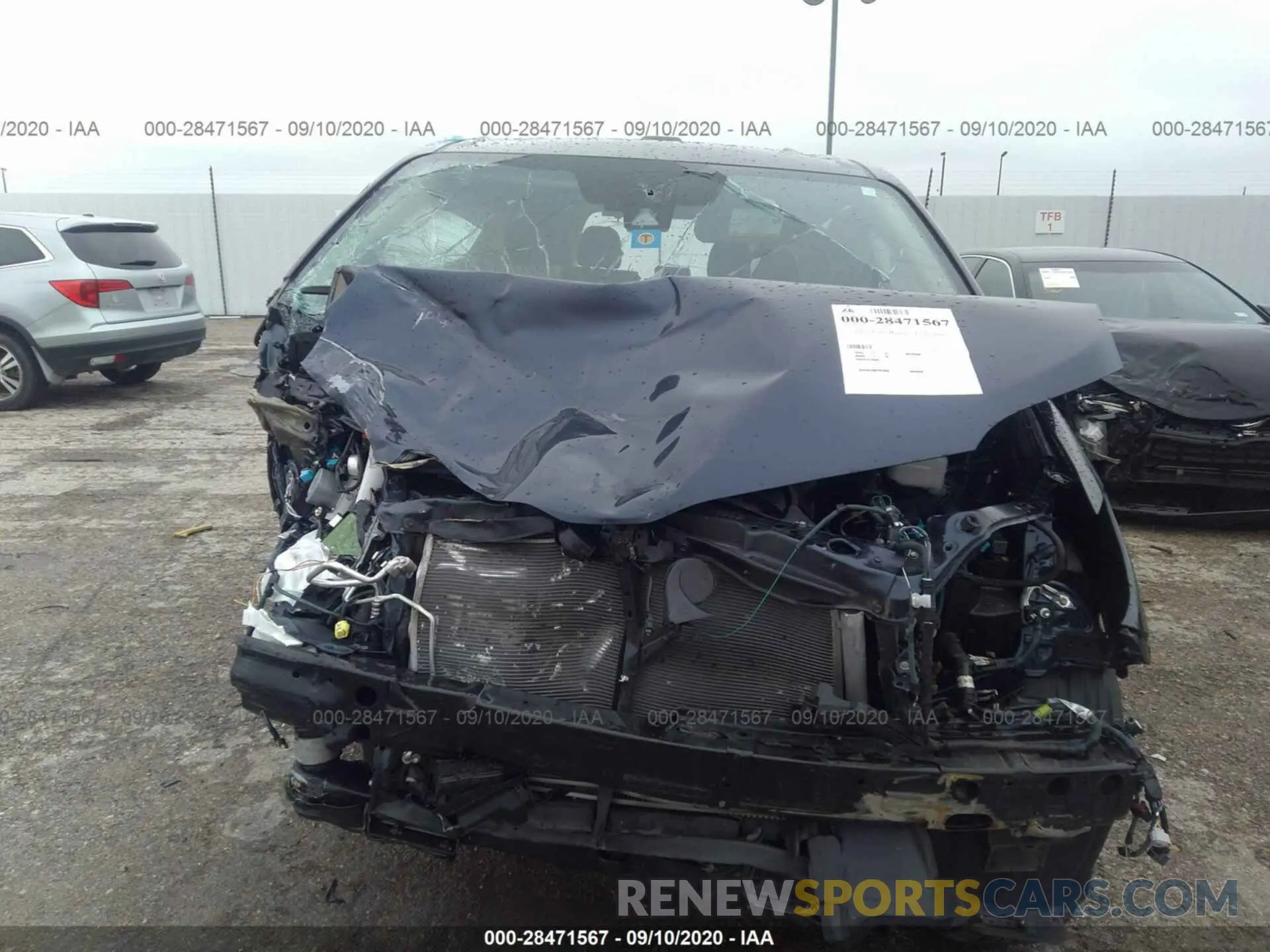 6 Photograph of a damaged car 5TDYZ3DC8KS007566 TOYOTA SIENNA 2019