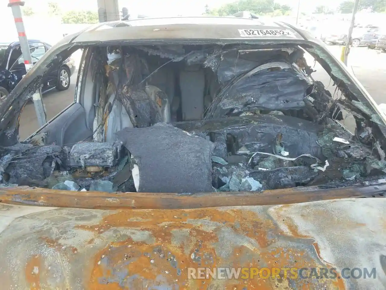 10 Photograph of a damaged car 5TDYZ3DC8KS988319 TOYOTA SIENNA 2019