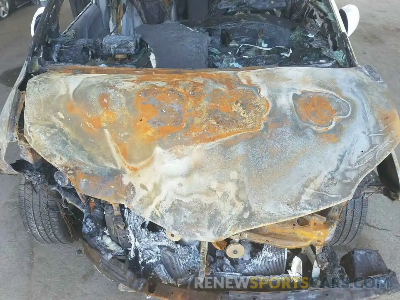 7 Photograph of a damaged car 5TDYZ3DC8KS988319 TOYOTA SIENNA 2019